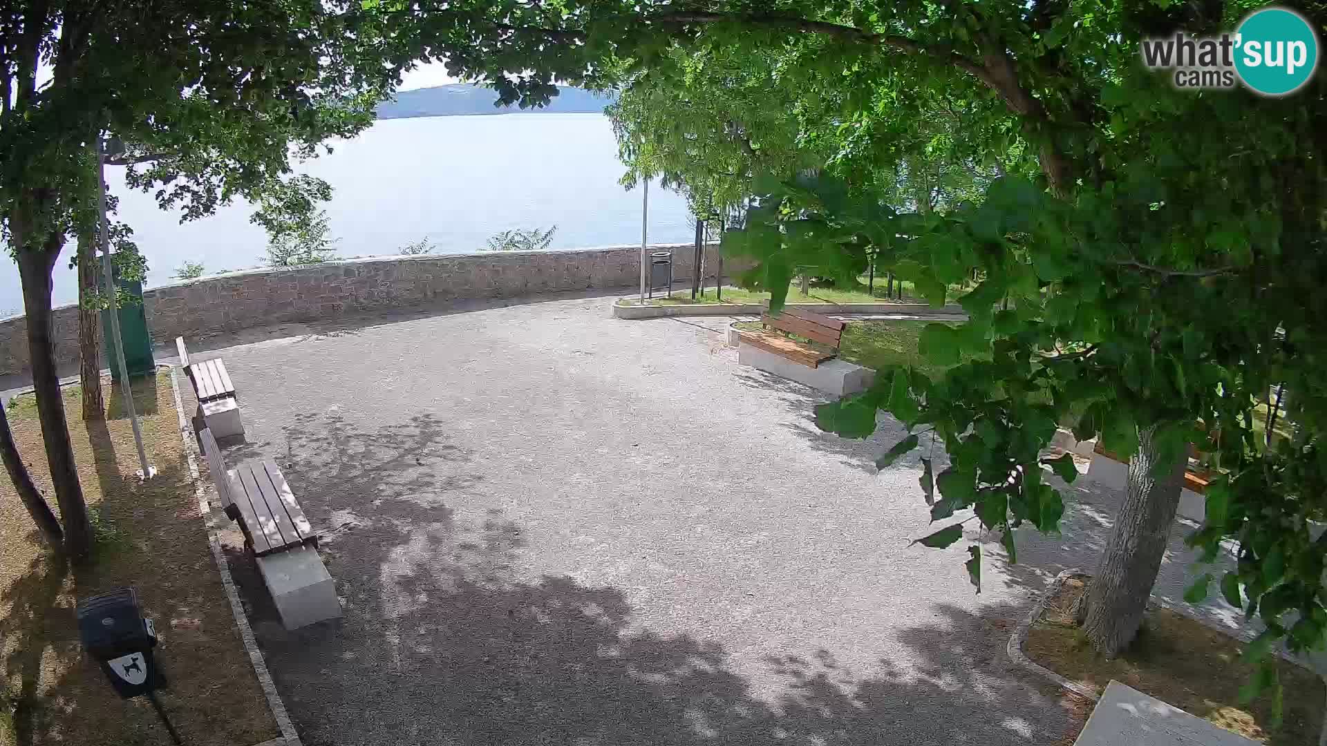 Webcam Senj en direct – Parc des Écrivains et canal du Velebit