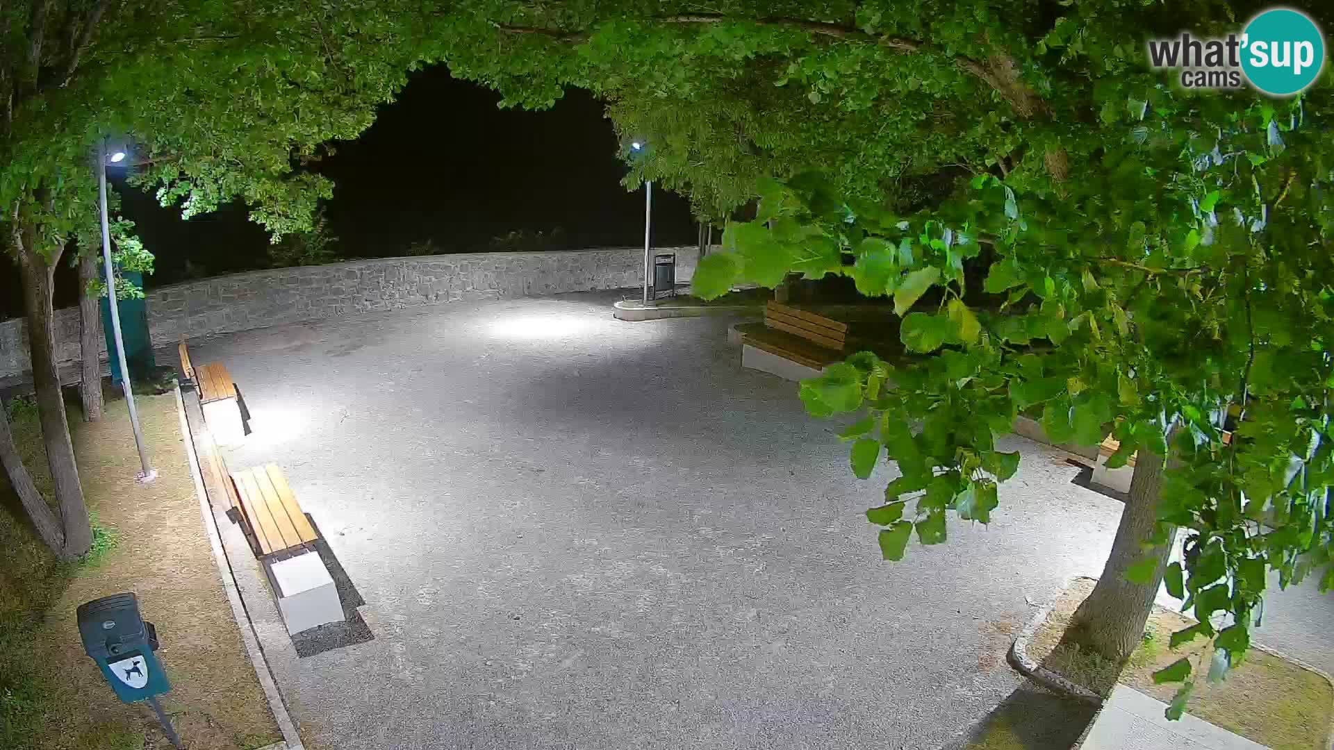 Senj Live Webcam – Schriftstellerpark und Velebit-Kanal