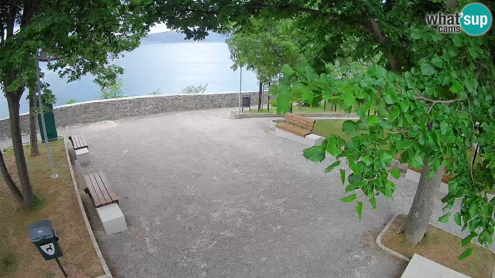Kamera uživo Senj – Park književnika i Velebitski kanal