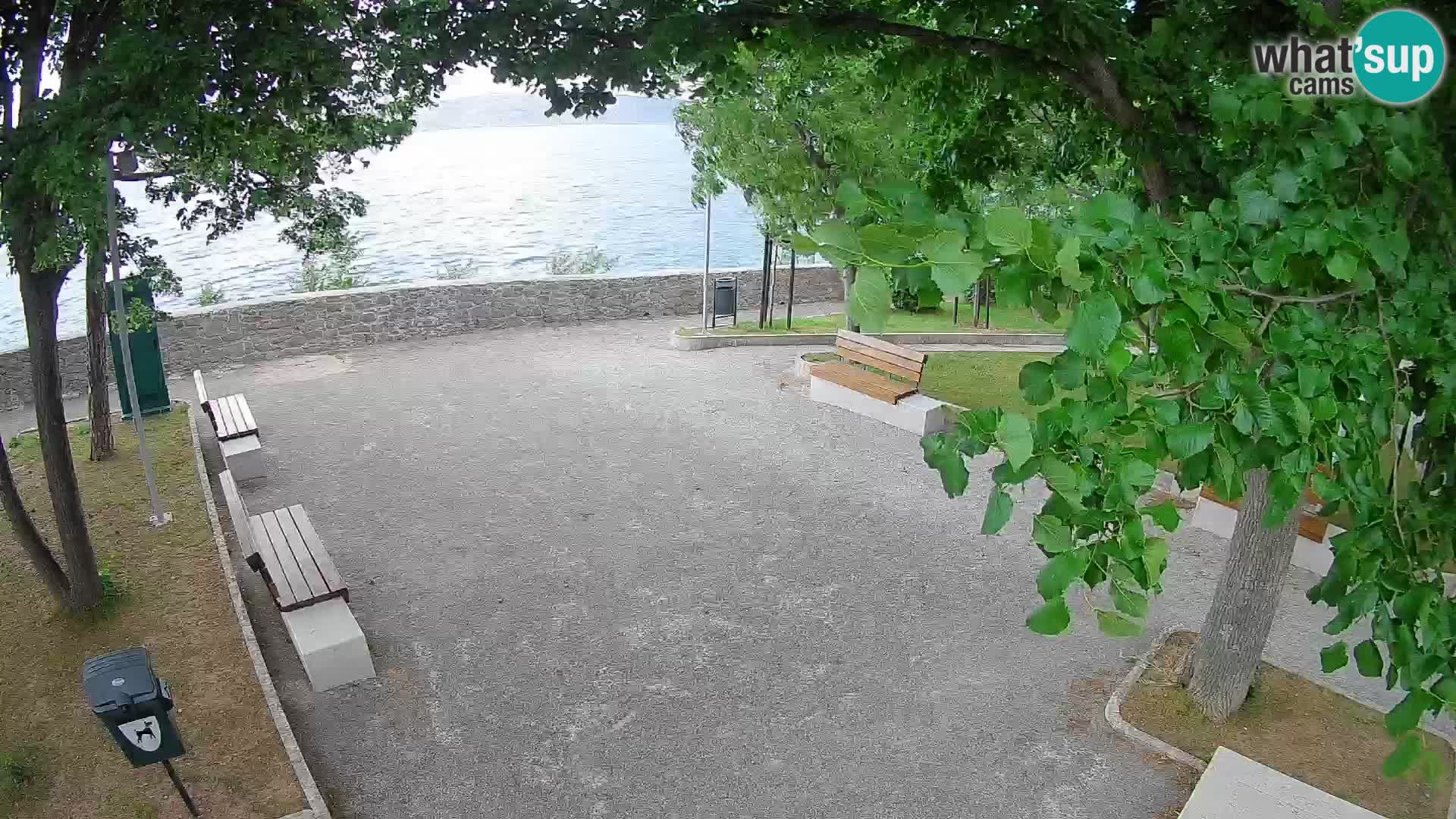 Kamera uživo Senj – Park književnika i Velebitski kanal