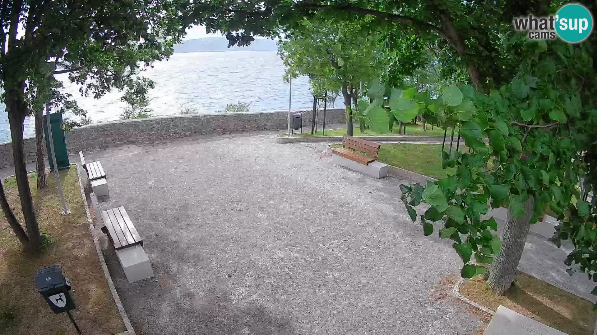 Webcam Senj en direct – Parc des Écrivains et canal du Velebit