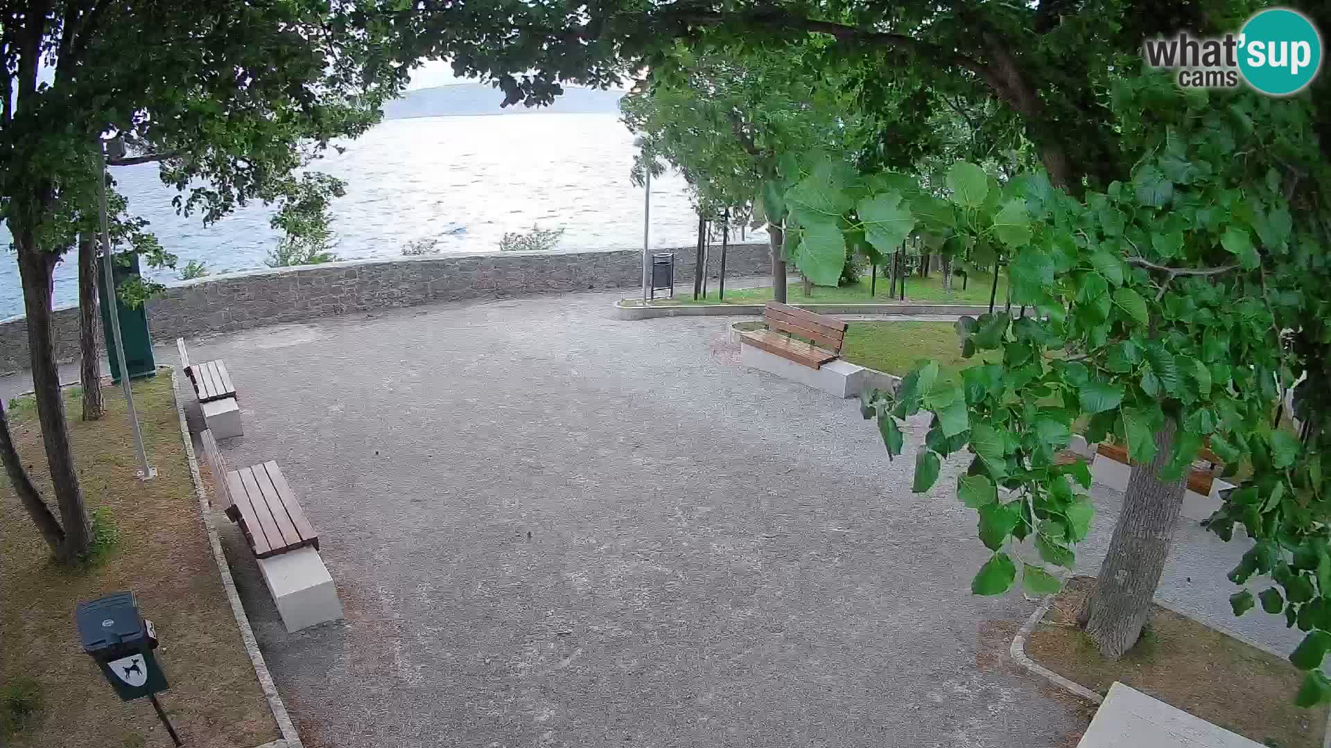 Kamera uživo Senj – Park književnika i Velebitski kanal