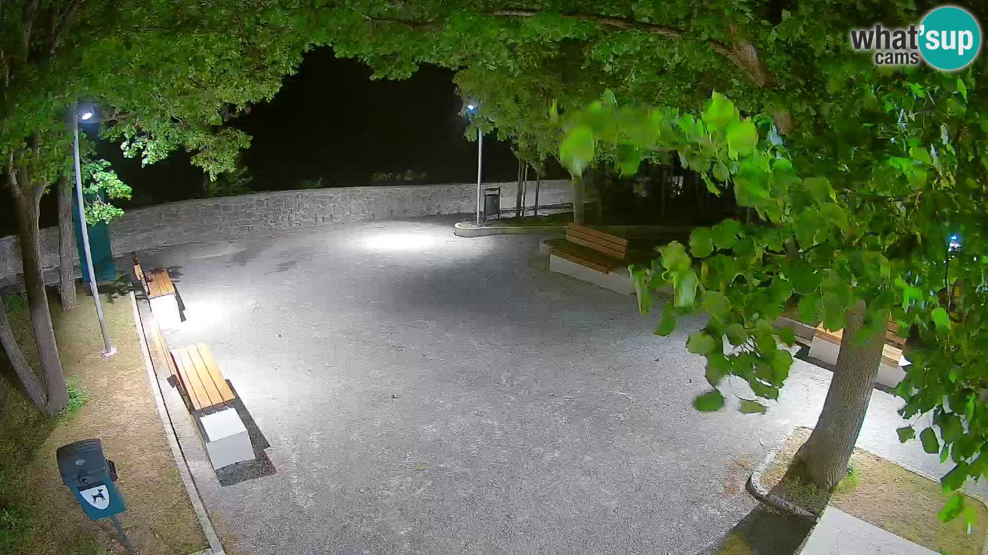 Kamera uživo Senj – Park književnika i Velebitski kanal