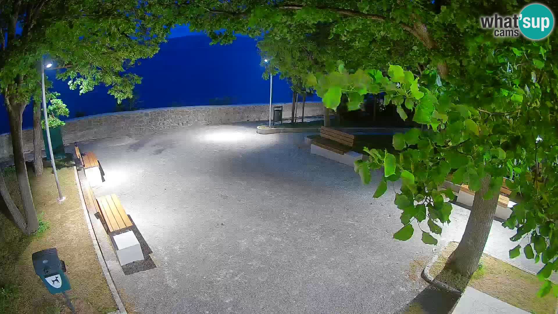 Senj Live Webcam – Schriftstellerpark und Velebit-Kanal