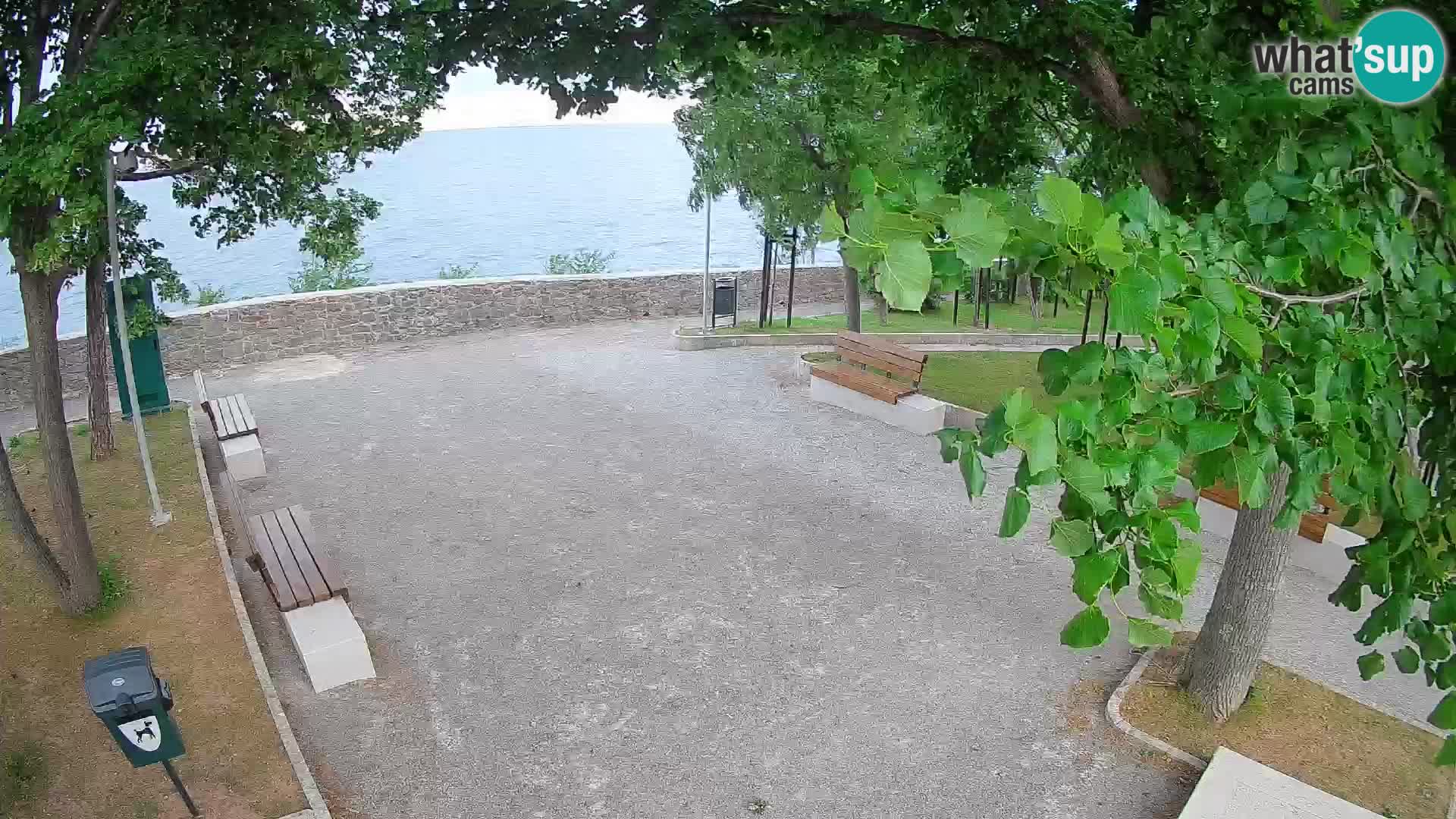 Kamera uživo Senj – Park književnika i Velebitski kanal