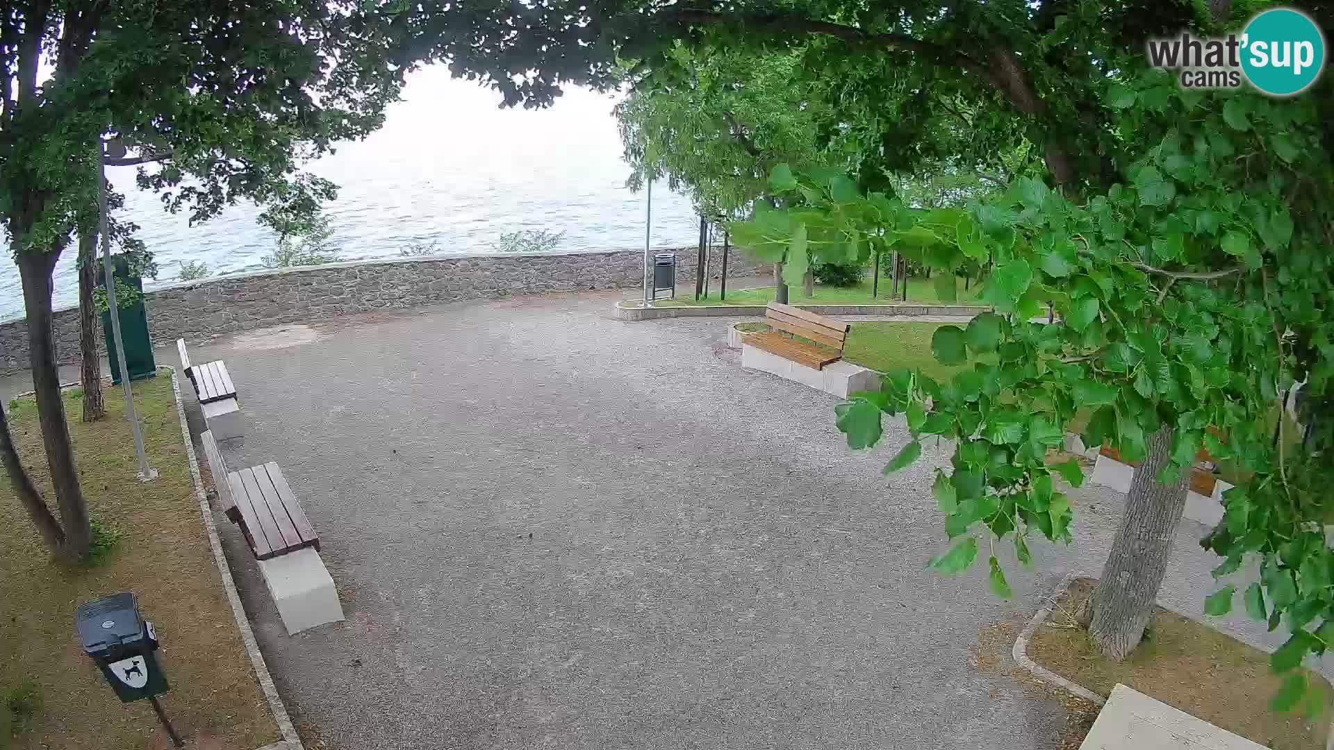 Webcam Senj en direct – Parc des Écrivains et canal du Velebit