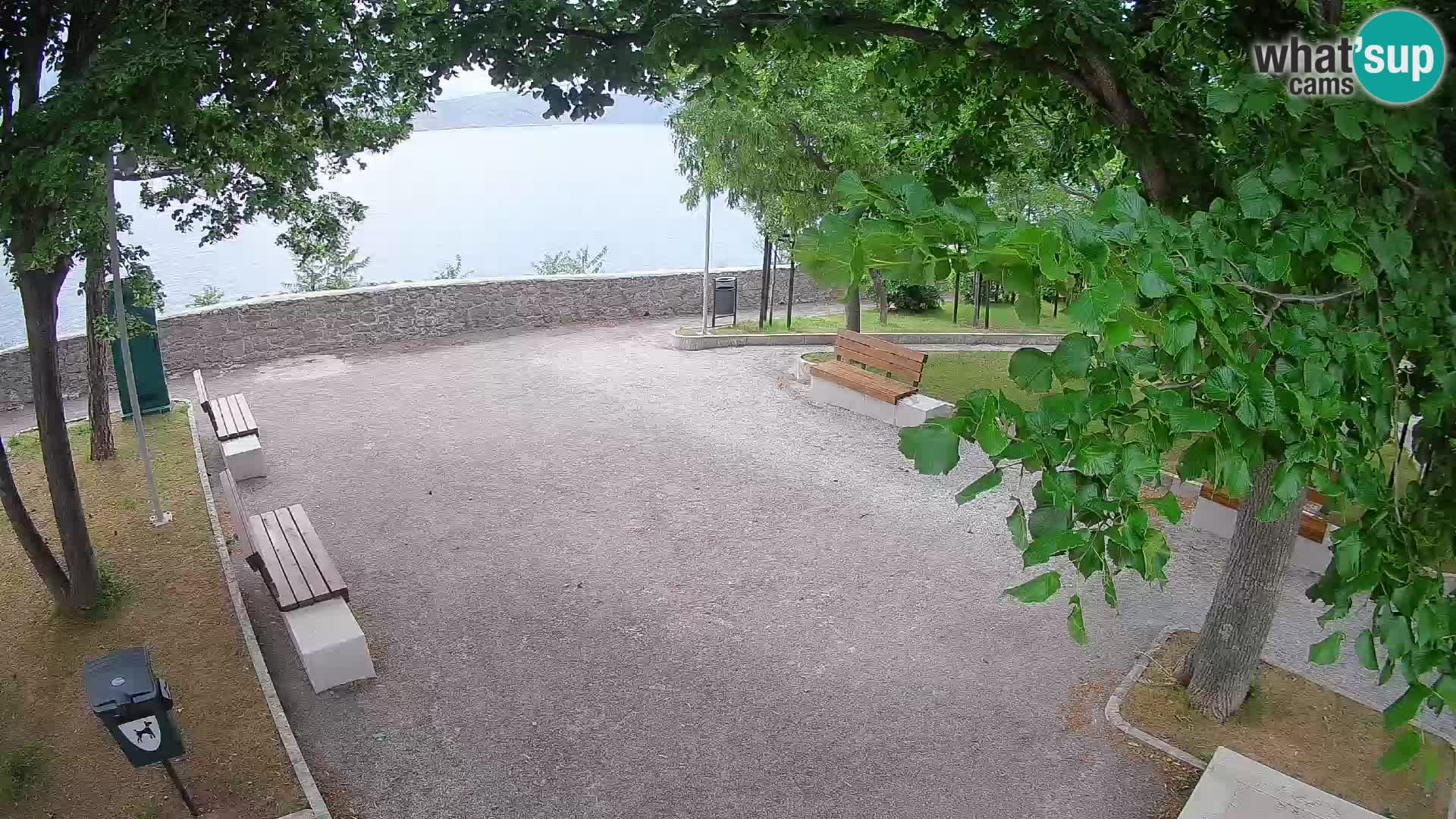 Kamera uživo Senj – Park književnika i Velebitski kanal