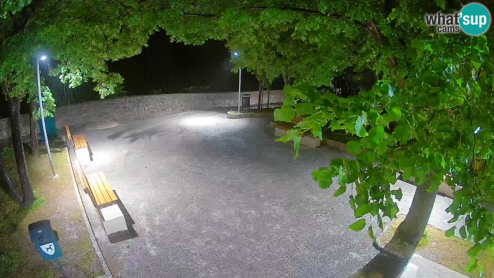 Kamera uživo Senj – Park književnika i Velebitski kanal