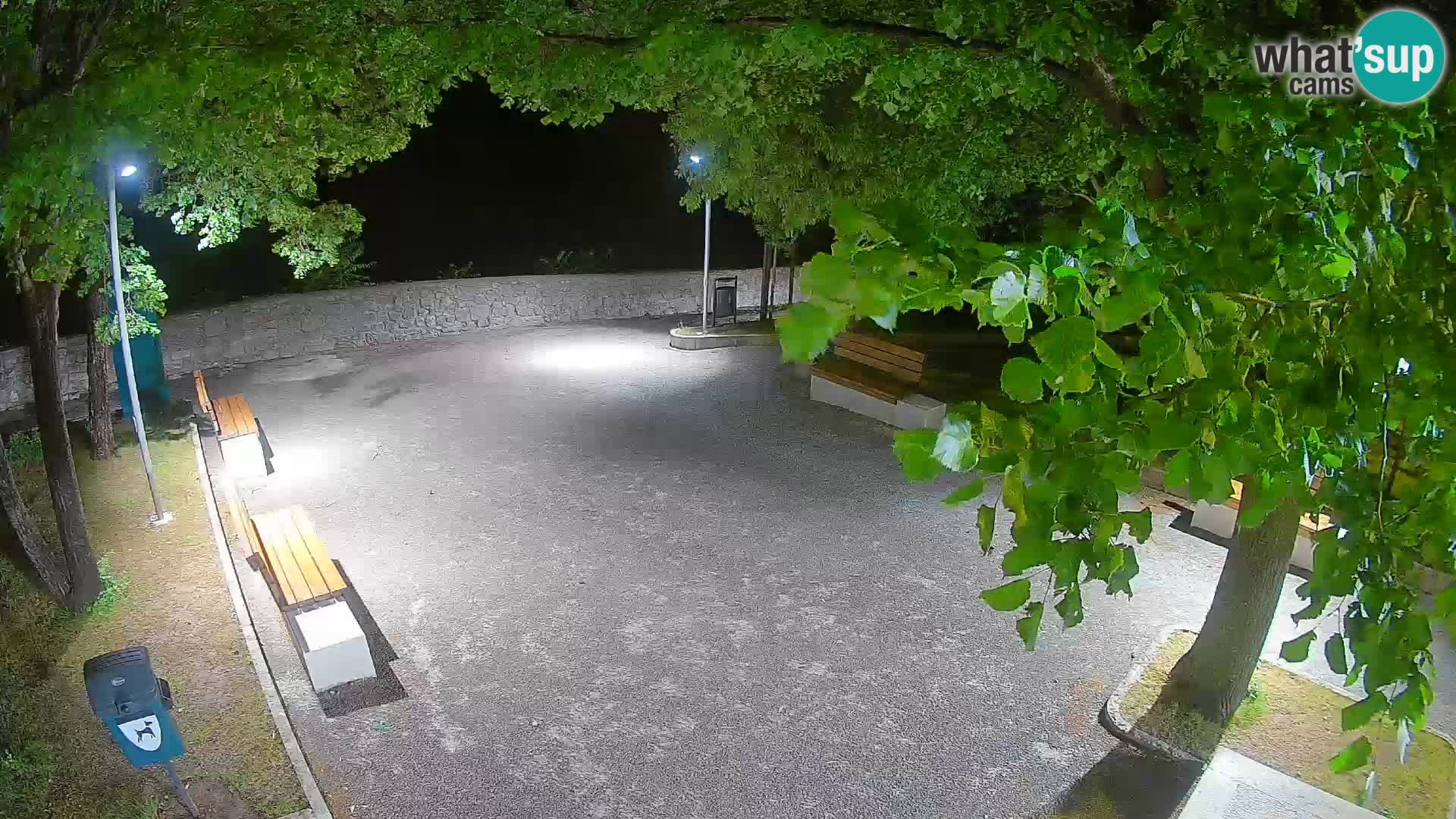 Webcam Senj en direct – Parc des Écrivains et canal du Velebit