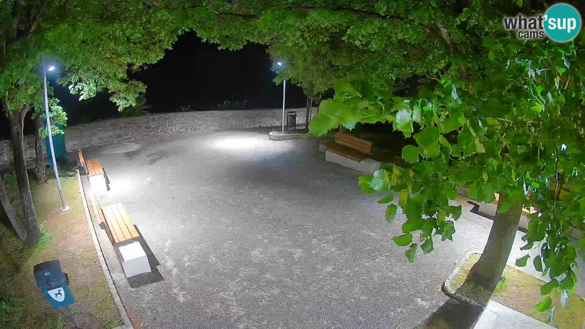 Webcam Senj en direct – Parc des Écrivains et canal du Velebit