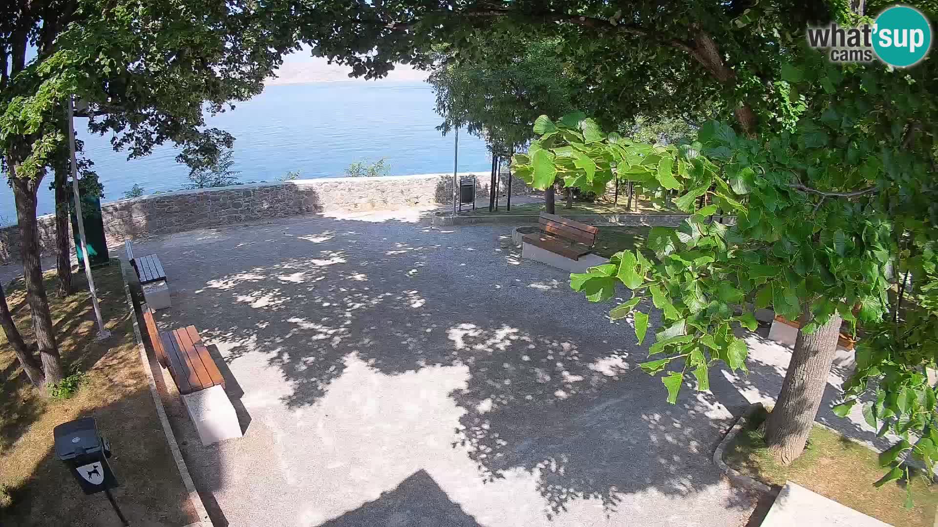 Kamera uživo Senj – Park književnika i Velebitski kanal