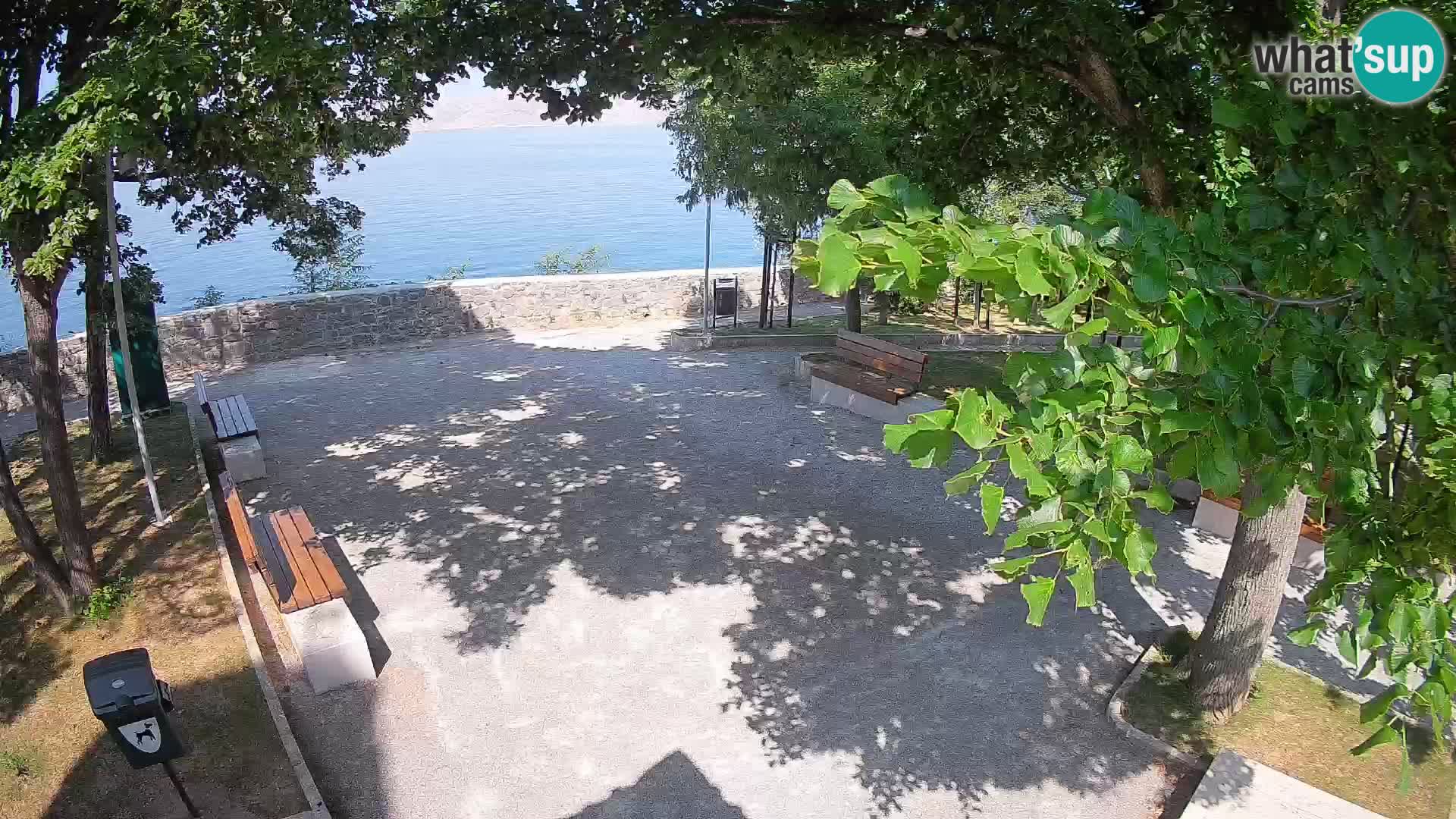 Kamera uživo Senj – Park književnika i Velebitski kanal