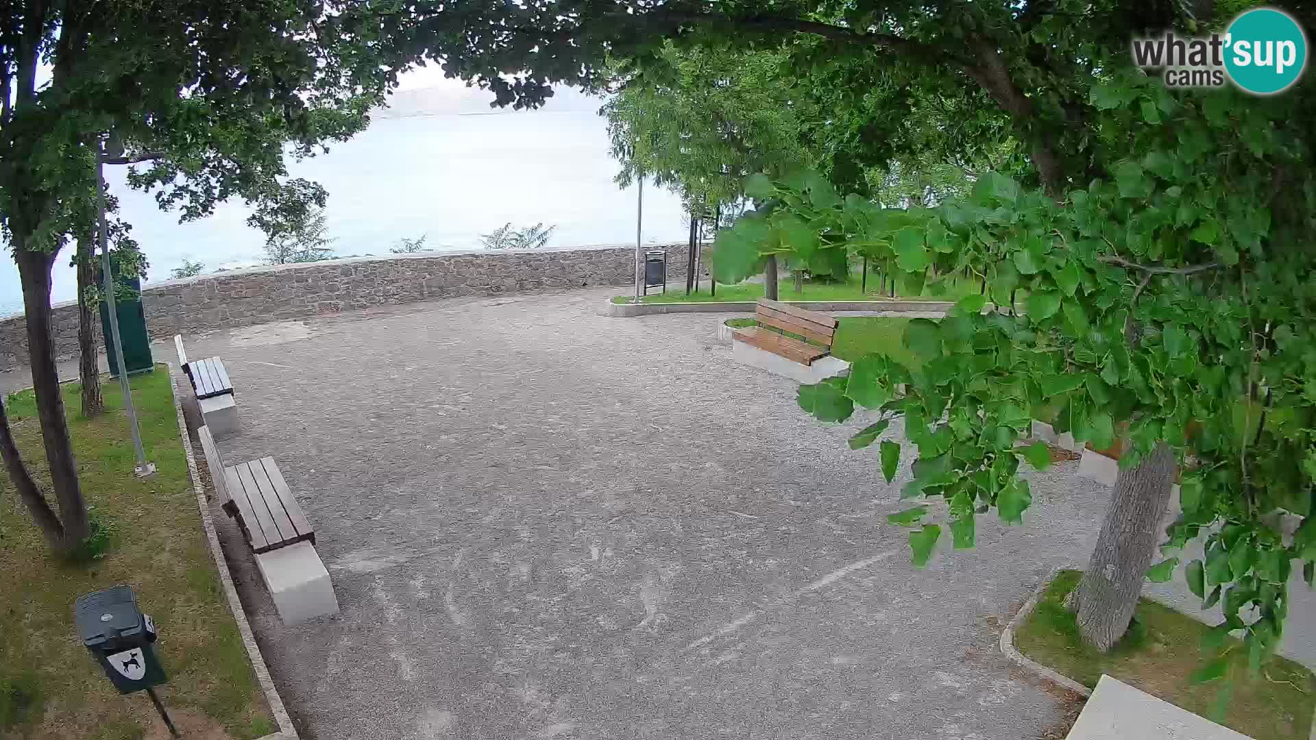 Kamera uživo Senj – Park književnika i Velebitski kanal
