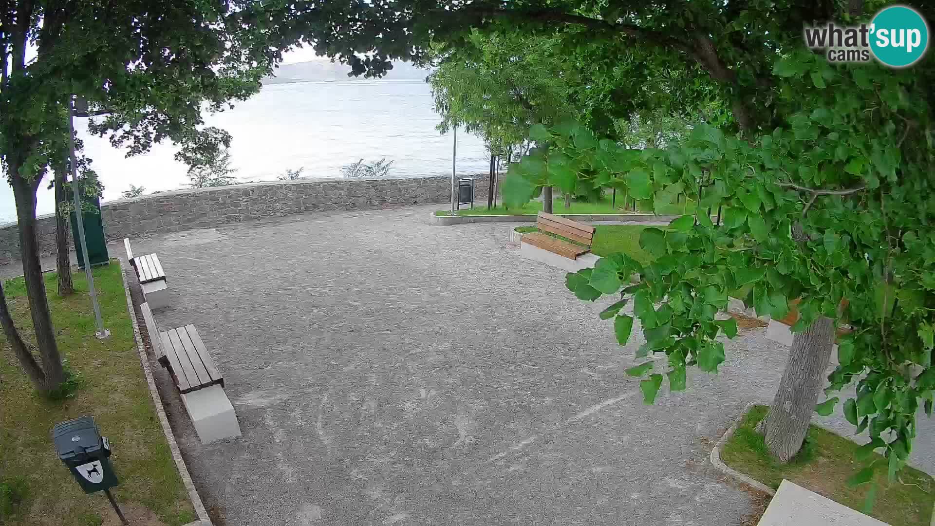 Webcam Senj en direct – Parc des Écrivains et canal du Velebit