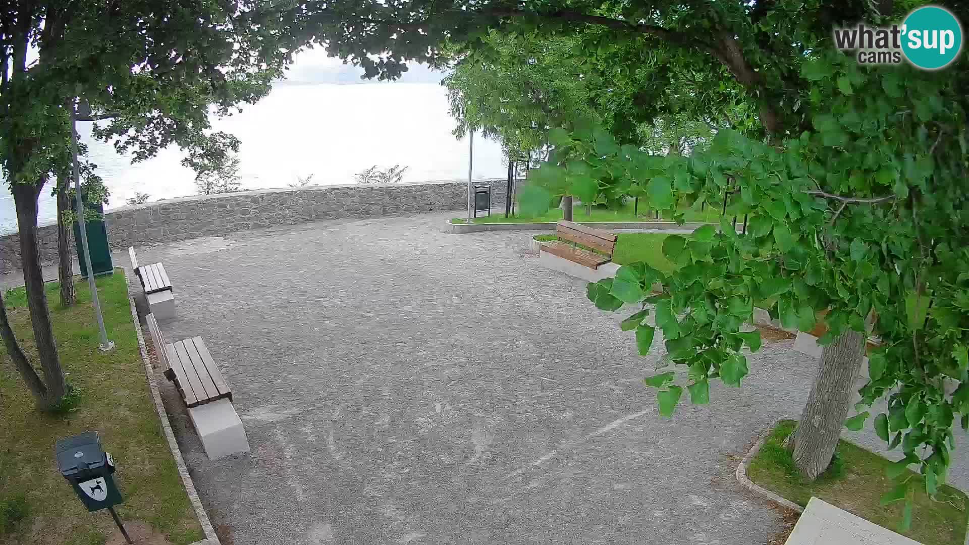 Kamera uživo Senj – Park književnika i Velebitski kanal