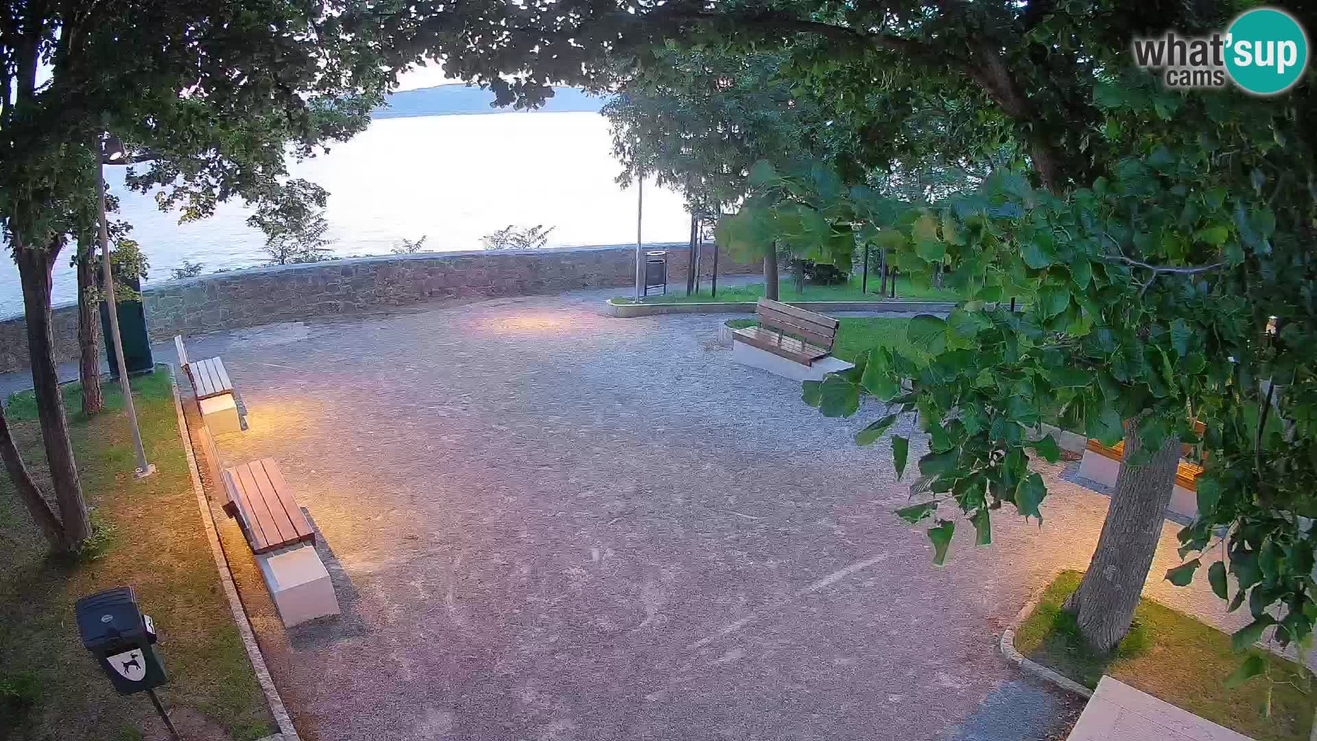 Senj Live Webcam – Schriftstellerpark und Velebit-Kanal