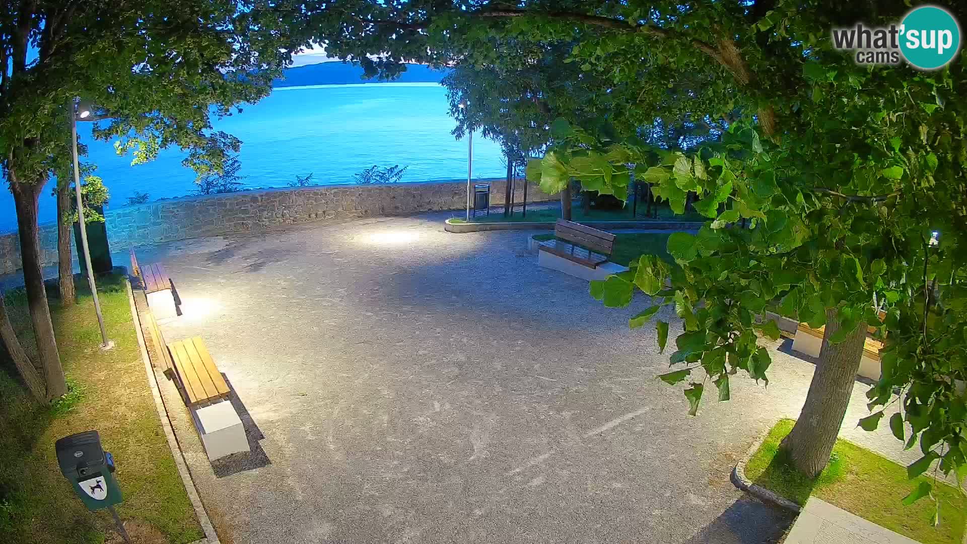 Senj Live Webcam – Schriftstellerpark und Velebit-Kanal
