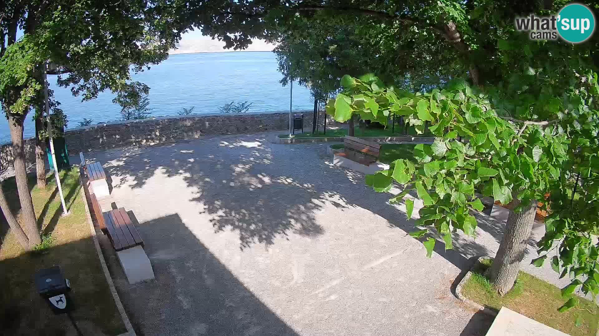 Kamera uživo Senj – Park književnika i Velebitski kanal