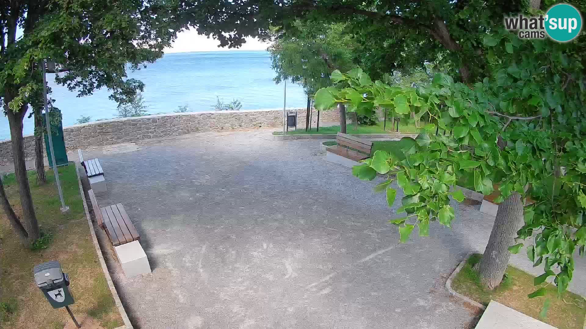 Kamera uživo Senj – Park književnika i Velebitski kanal