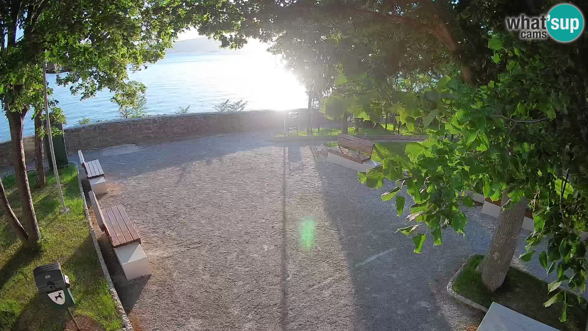 Webcam Senj en direct – Parc des Écrivains et canal du Velebit