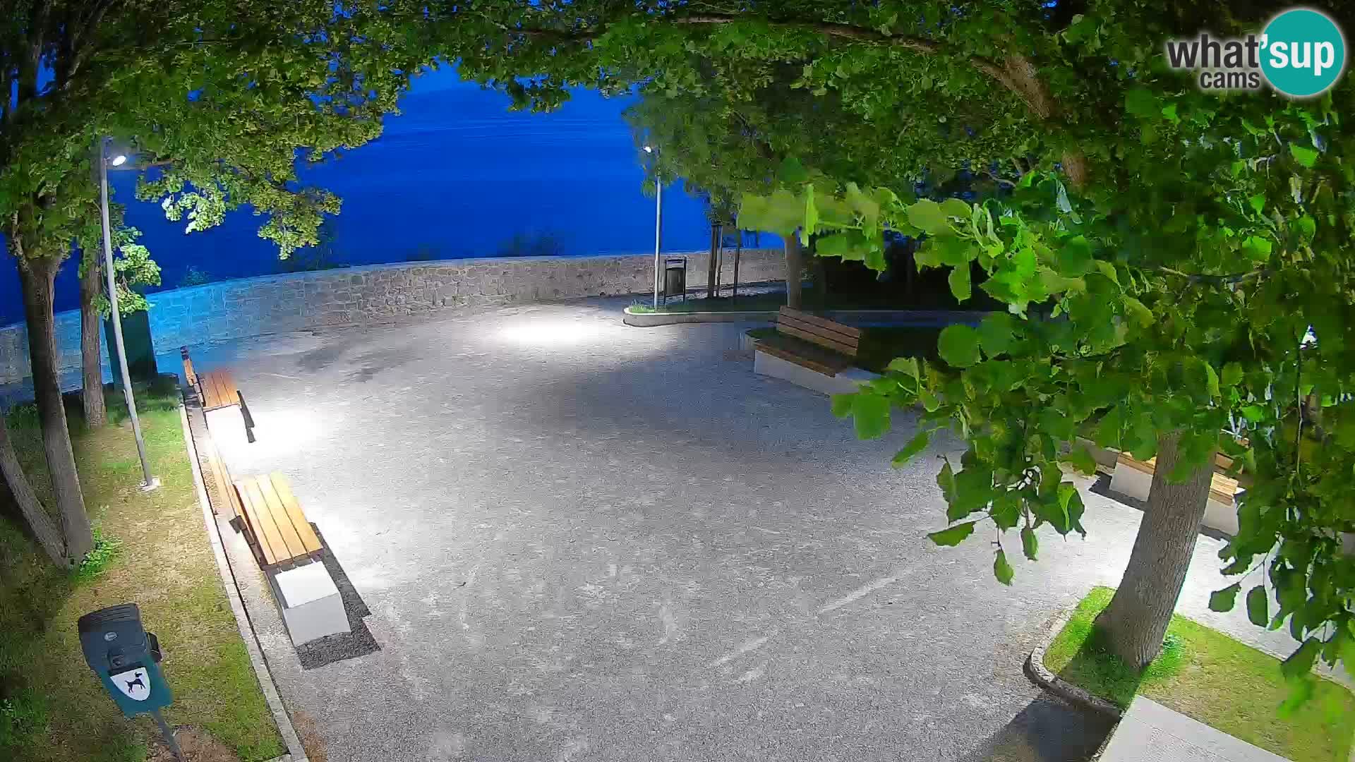 Senj Live Webcam – Schriftstellerpark und Velebit-Kanal