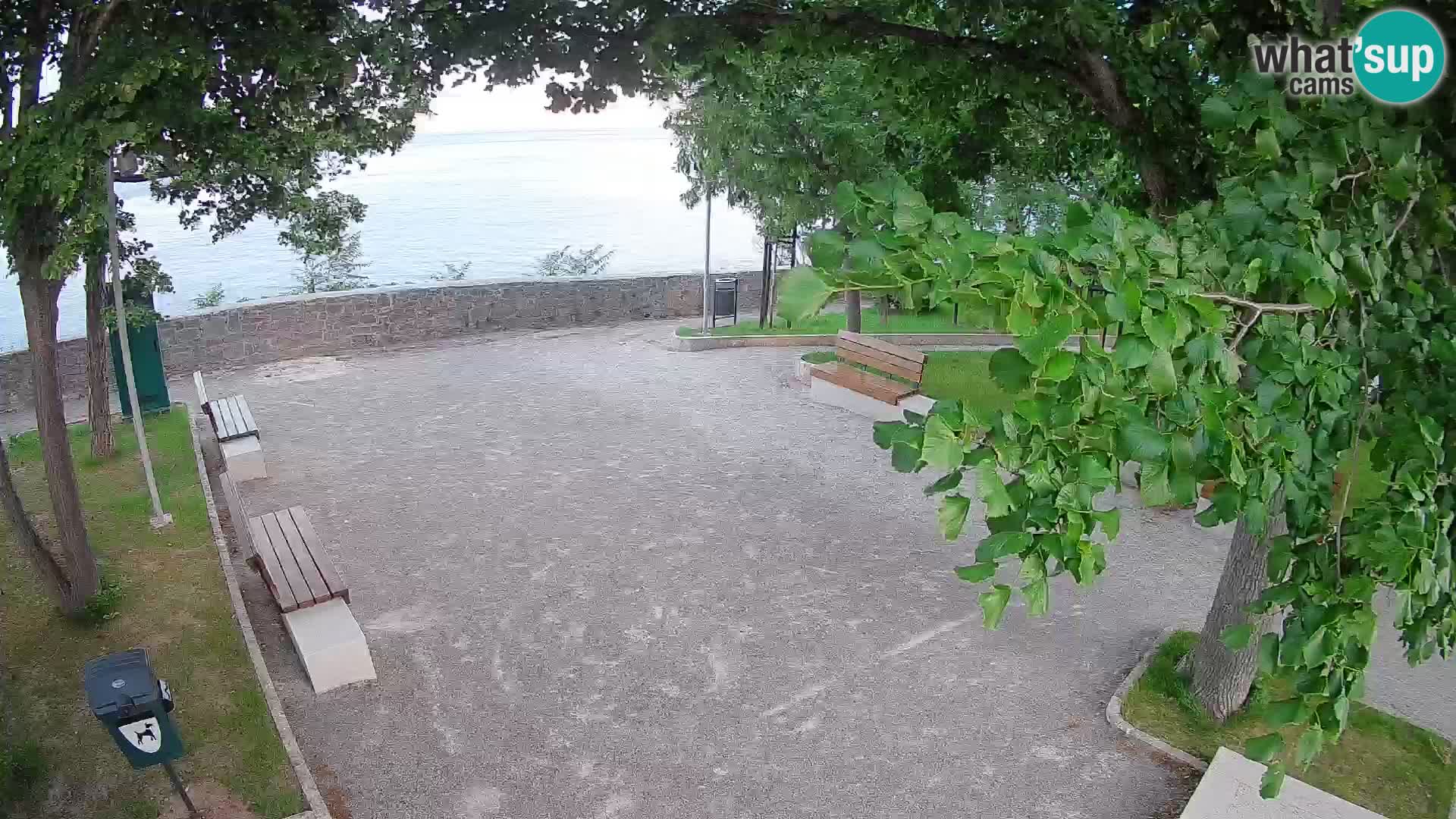 Webcam Senj en direct – Parc des Écrivains et canal du Velebit