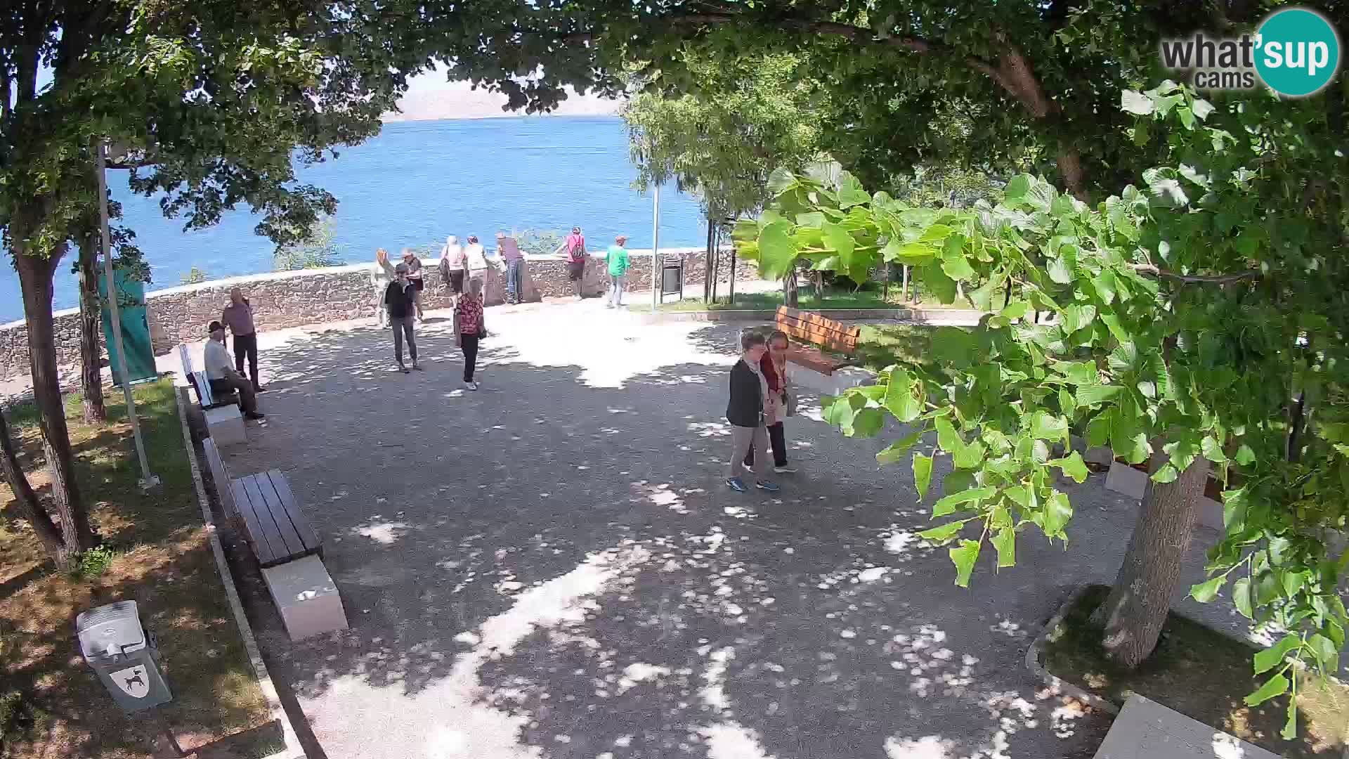 Spletna kamera Senj v živo – Park pisateljev in Velebitski kanal