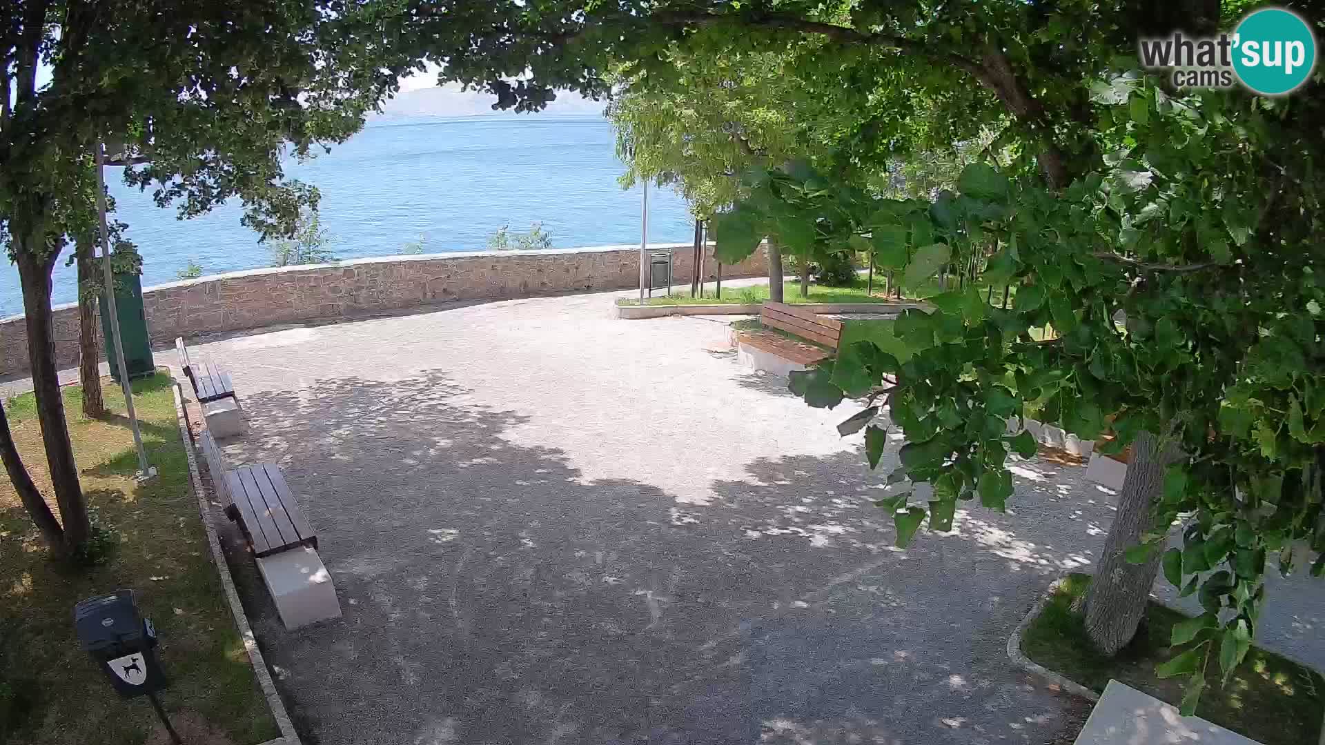 Kamera uživo Senj – Park književnika i Velebitski kanal