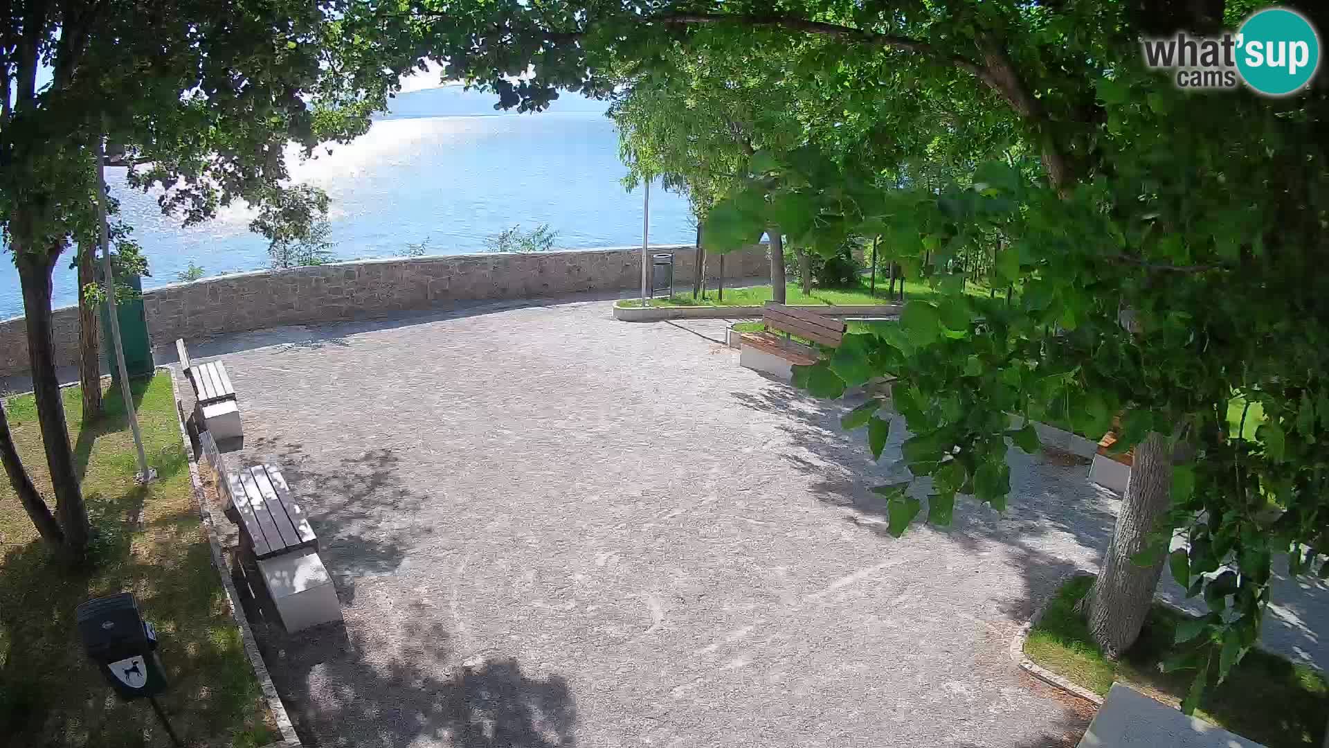 Kamera uživo Senj – Park književnika i Velebitski kanal