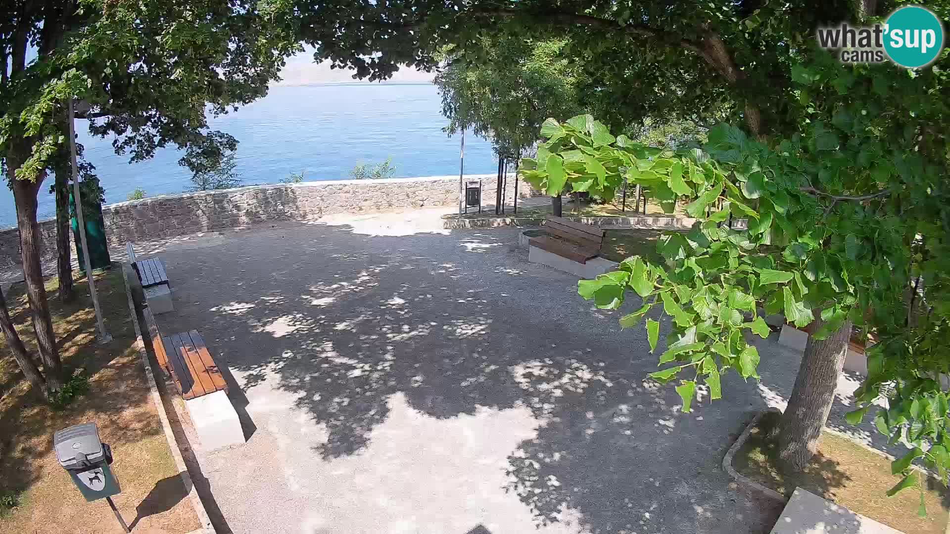 Webcam Senj en direct – Parc des Écrivains et canal du Velebit