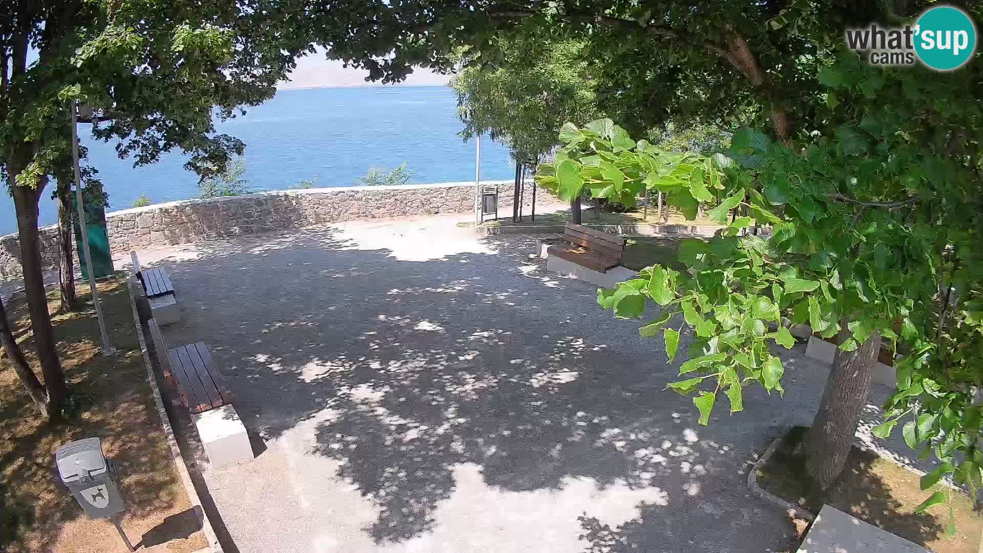 Webcam Senj en direct – Parc des Écrivains et canal du Velebit