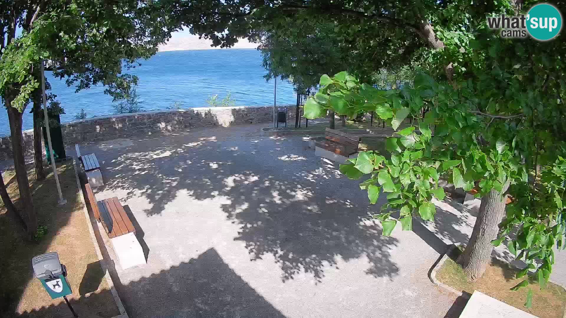 Webcam Senj en direct – Parc des Écrivains et canal du Velebit