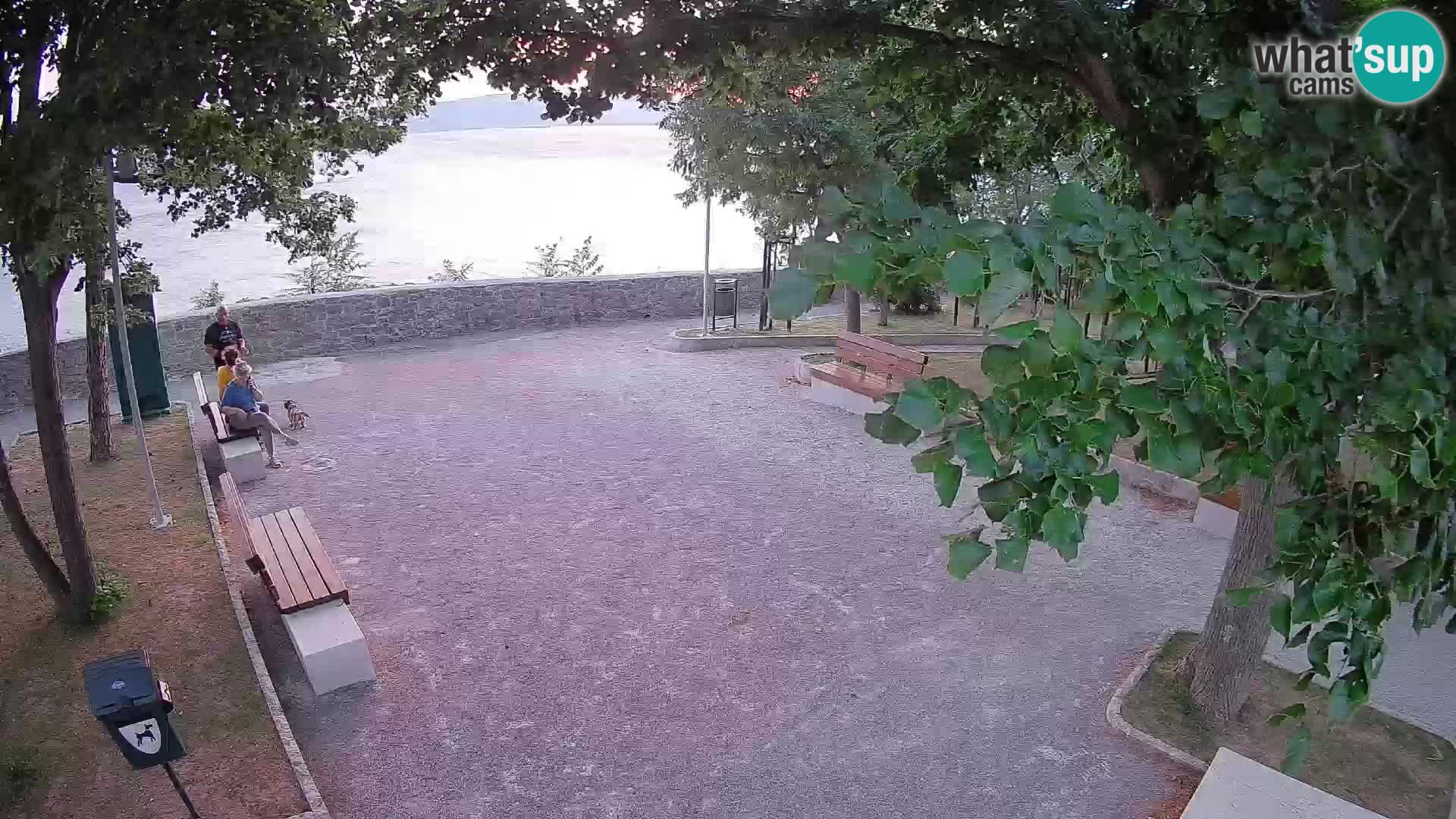 Kamera uživo Senj – Park književnika i Velebitski kanal
