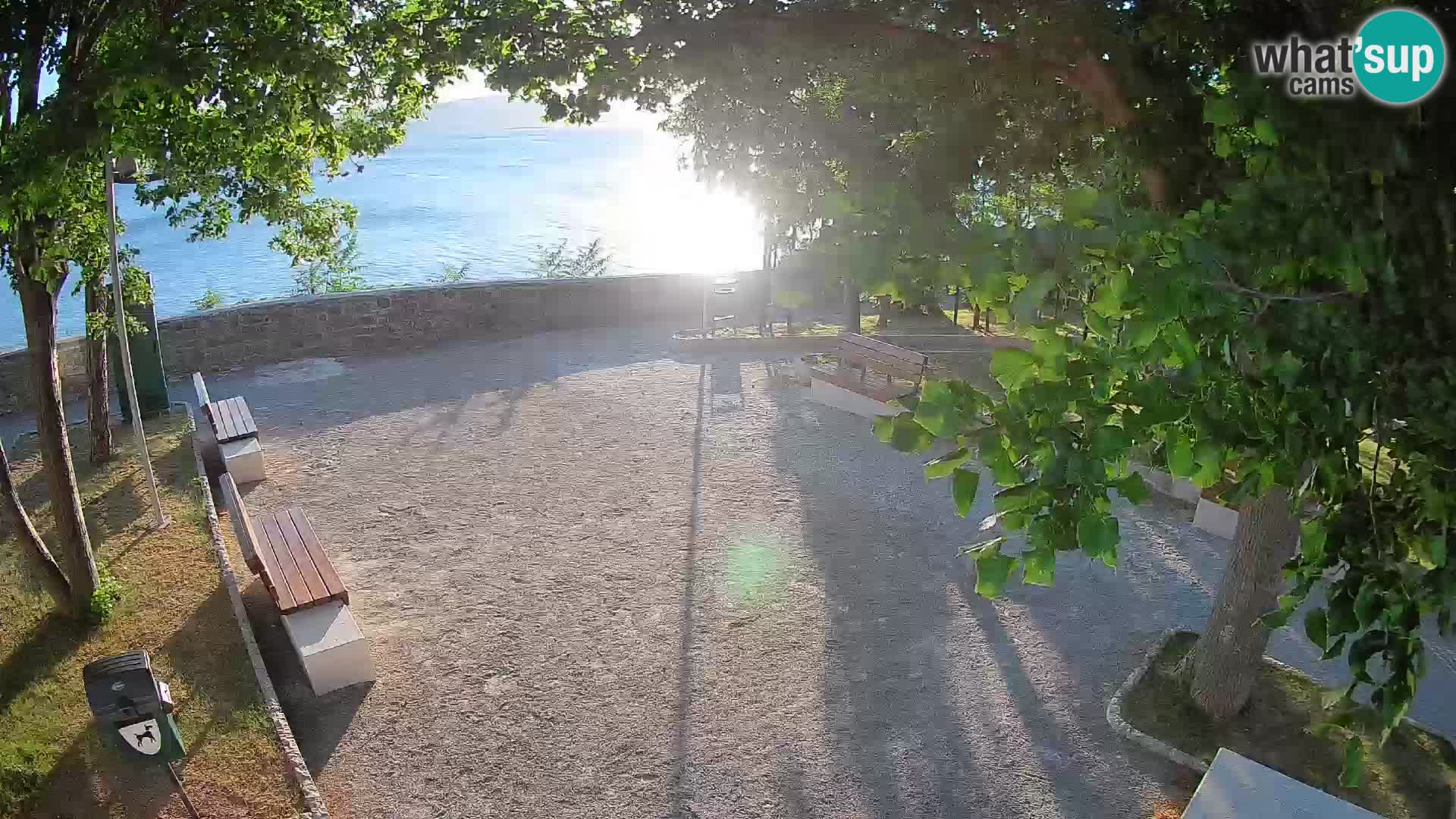 Senj Live Webcam – Schriftstellerpark und Velebit-Kanal