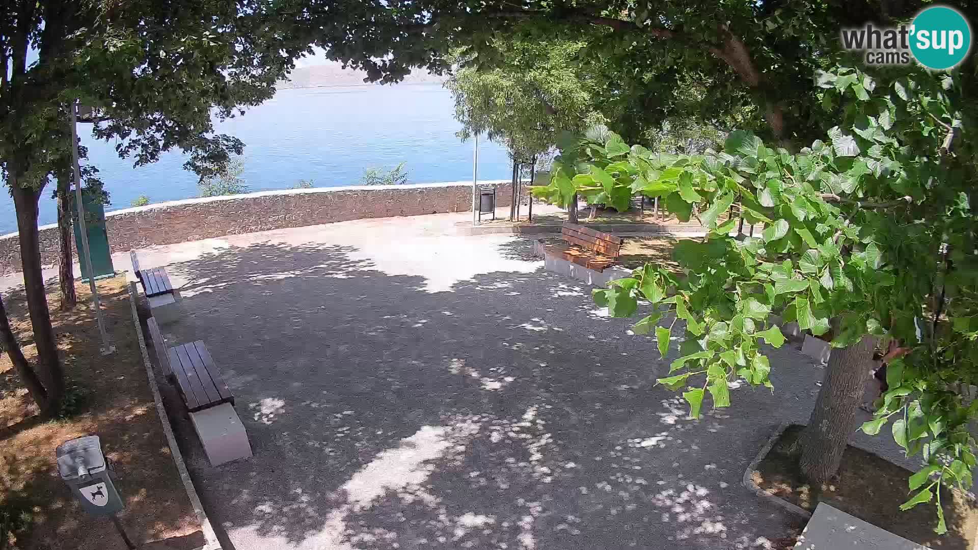 Webcam Senj en direct – Parc des Écrivains et canal du Velebit