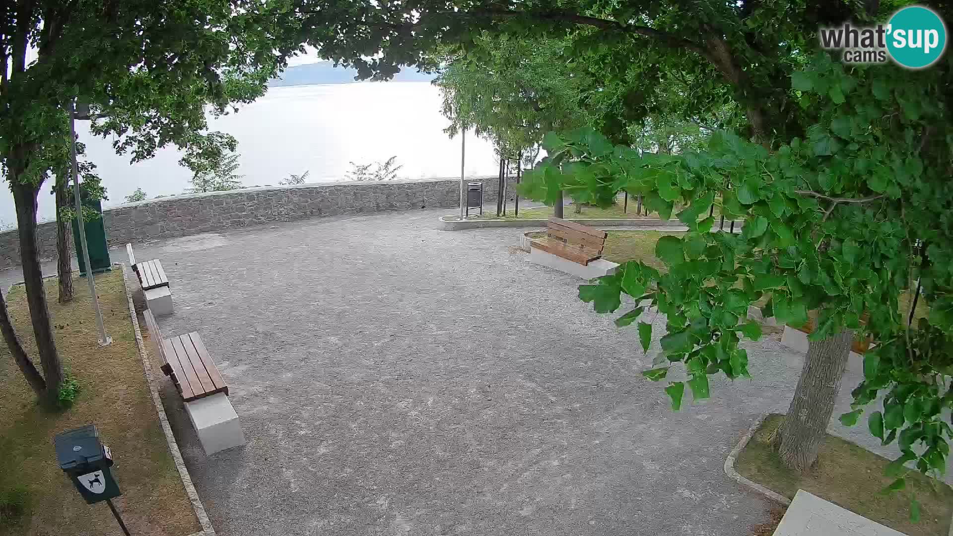Kamera uživo Senj – Park književnika i Velebitski kanal
