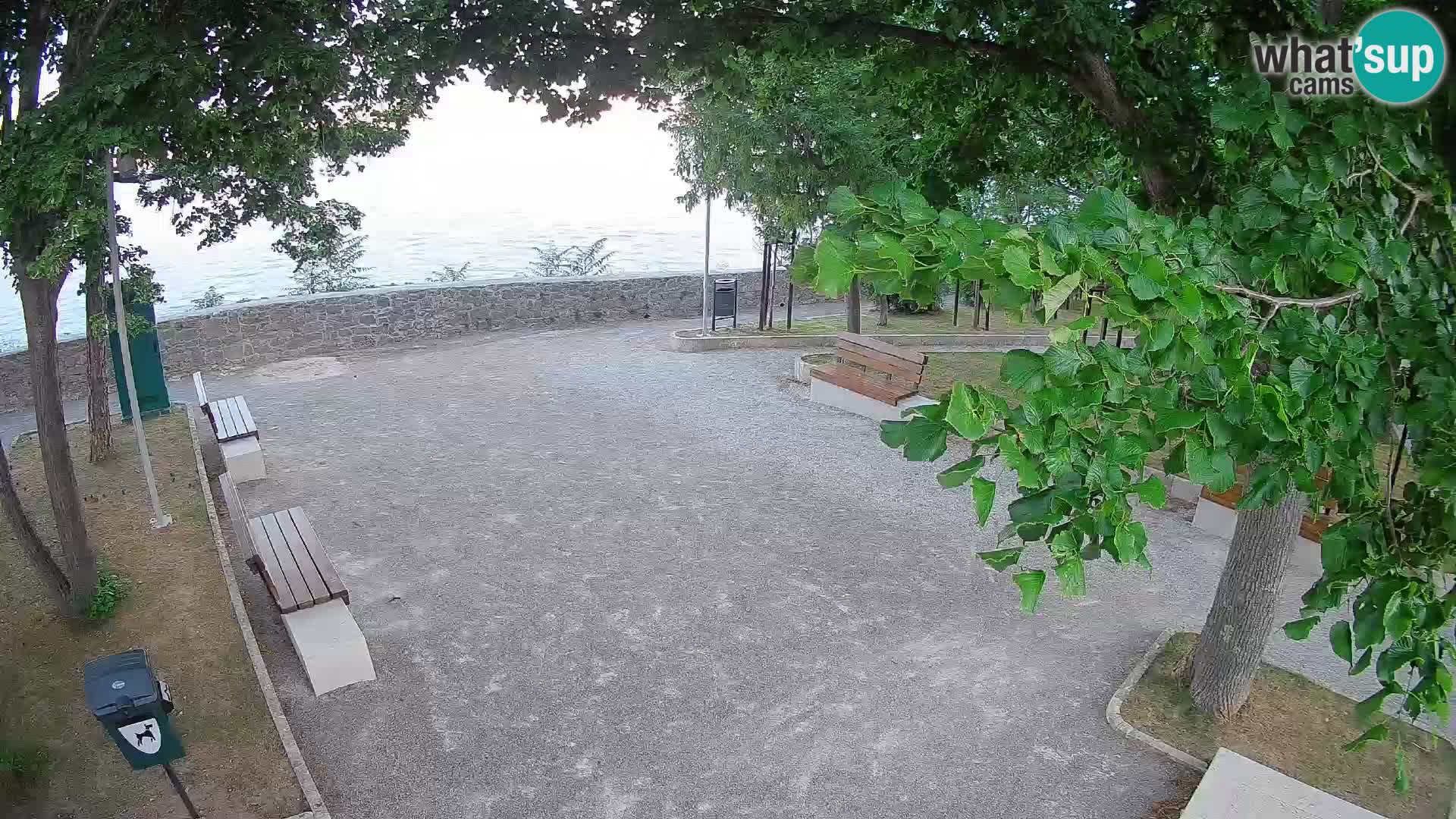 Webcam Senj en direct – Parc des Écrivains et canal du Velebit