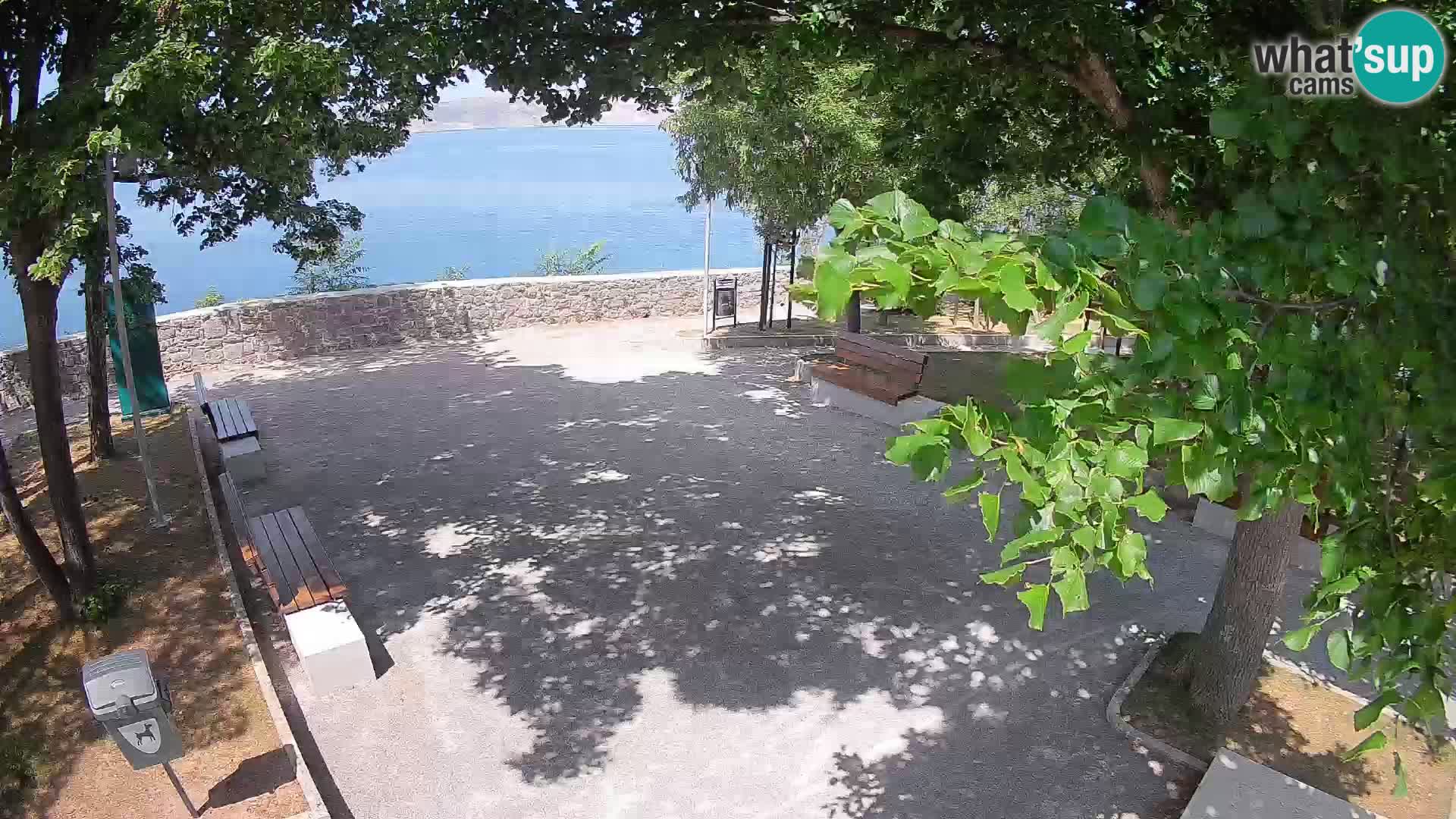 Kamera uživo Senj – Park književnika i Velebitski kanal
