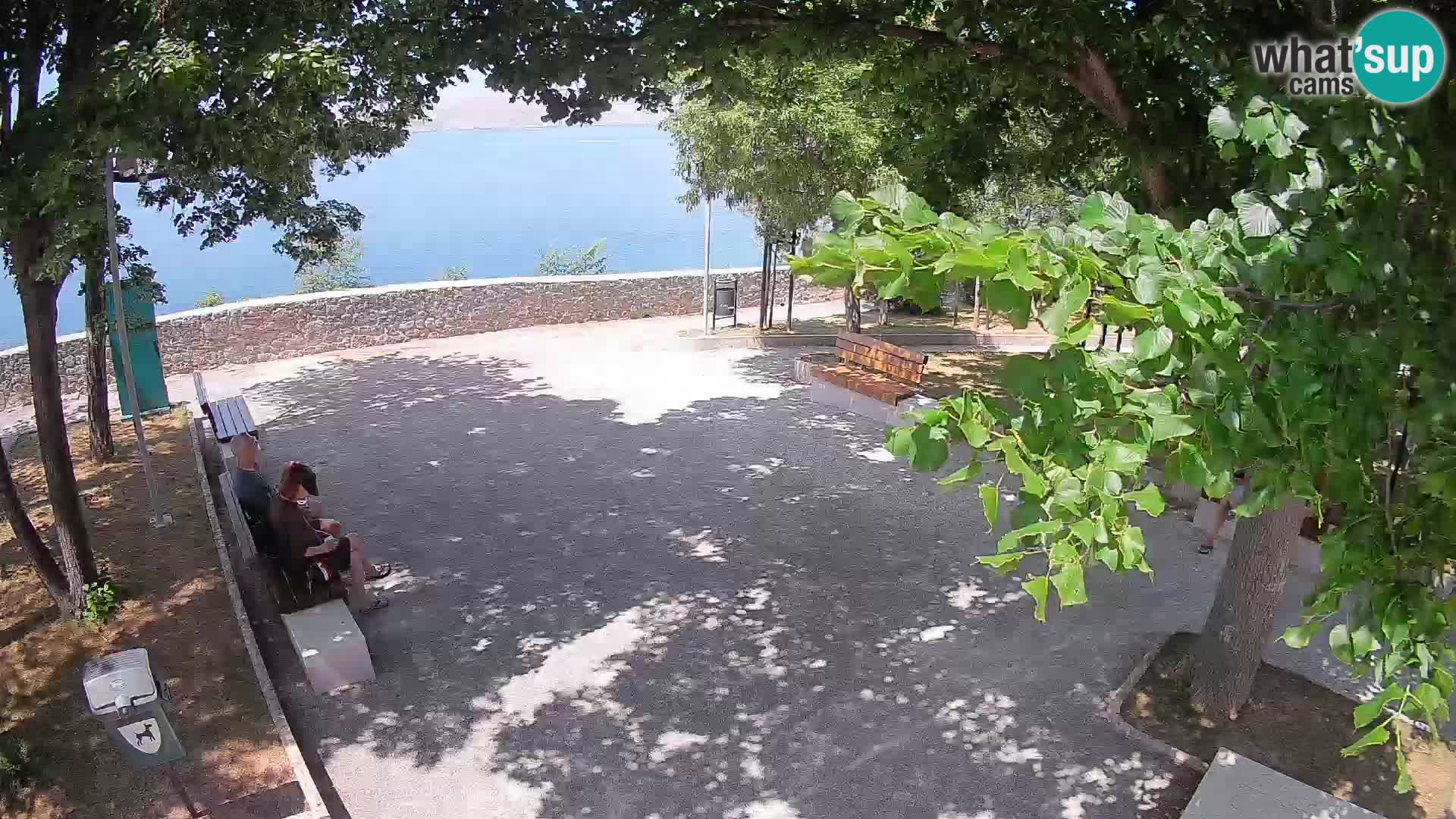 Spletna kamera Senj v živo – Park pisateljev in Velebitski kanal