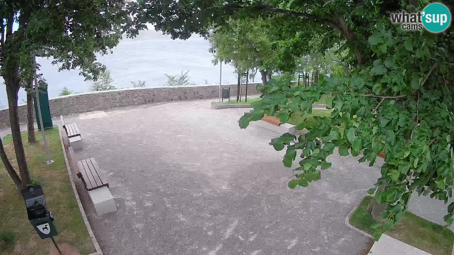 Senj Live Webcam – Schriftstellerpark und Velebit-Kanal