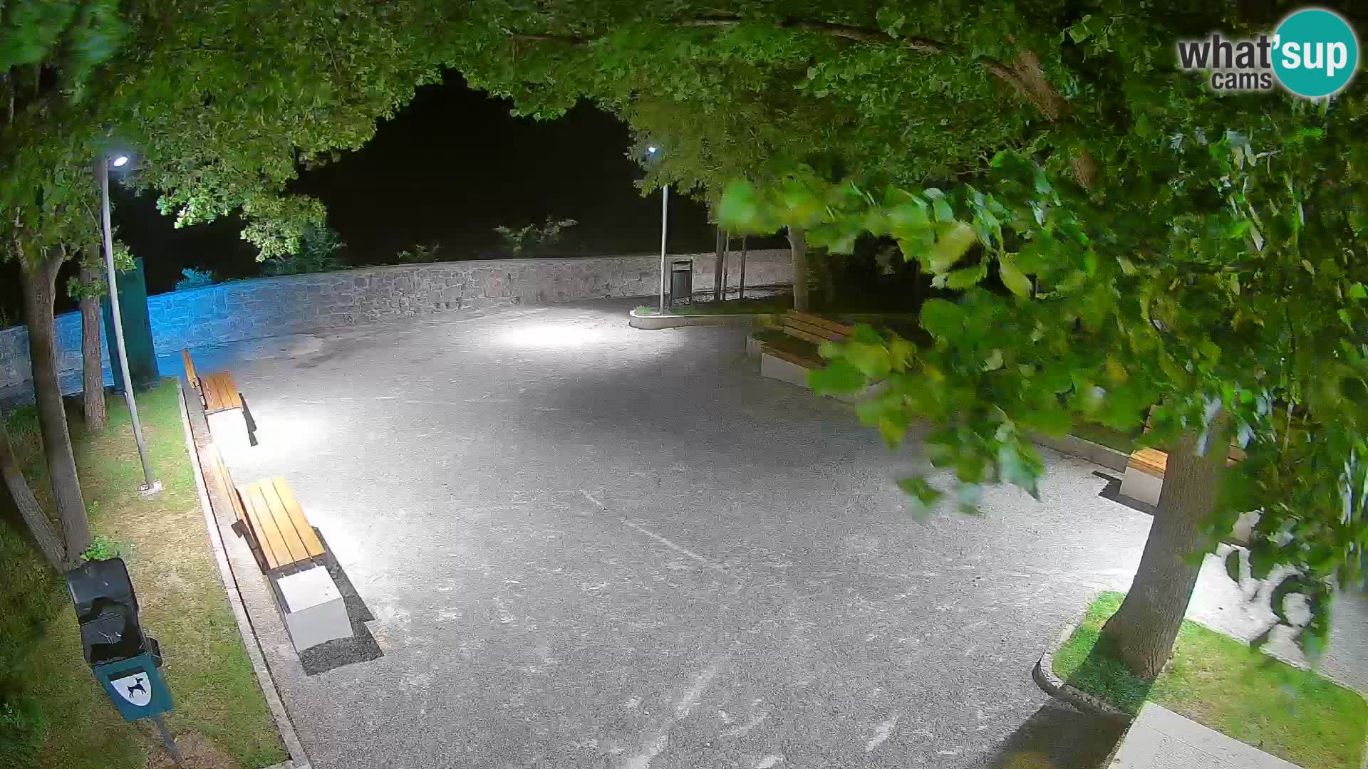 Webcam Senj en direct – Parc des Écrivains et canal du Velebit