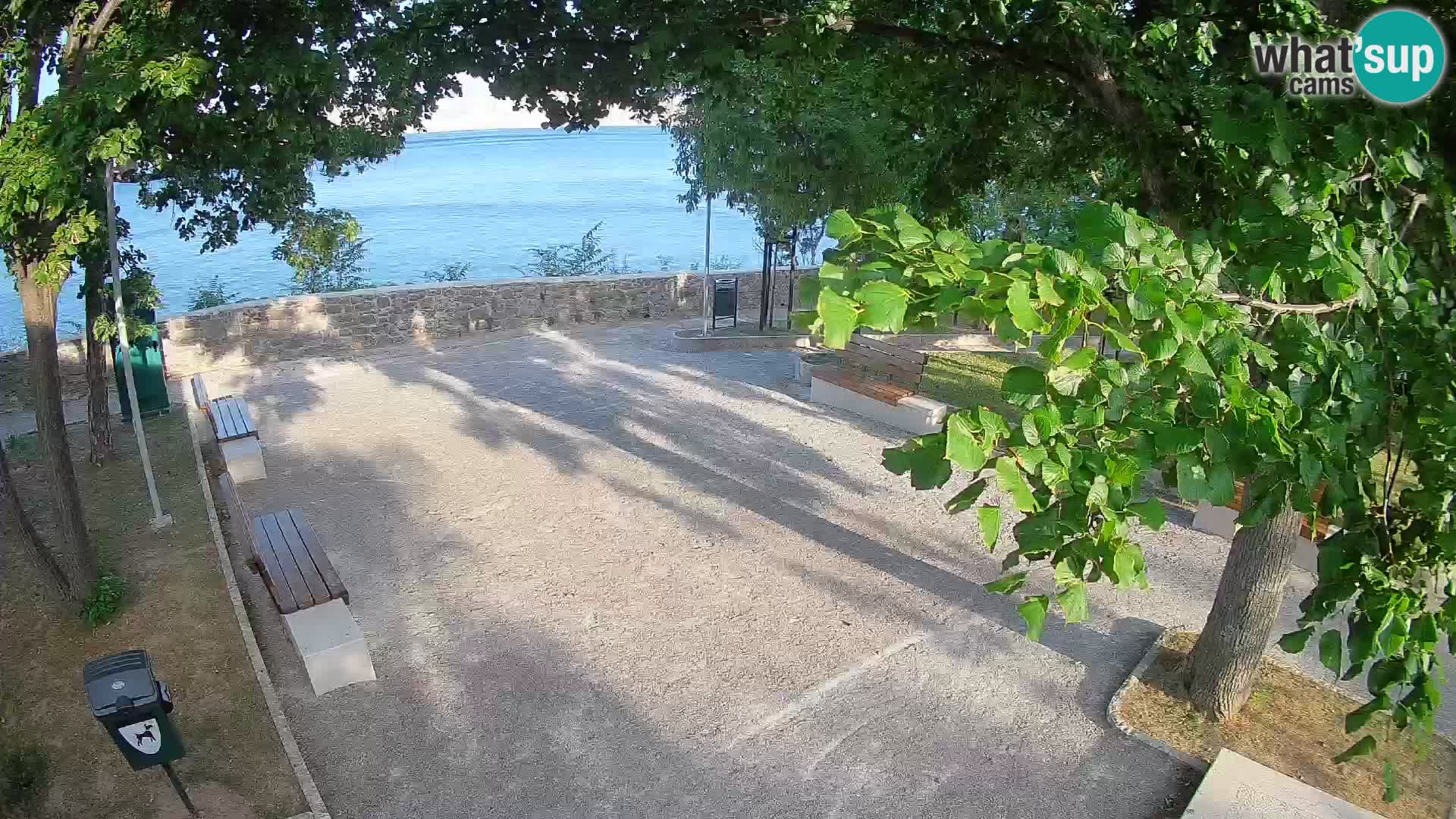 Webcam Senj en direct – Parc des Écrivains et canal du Velebit