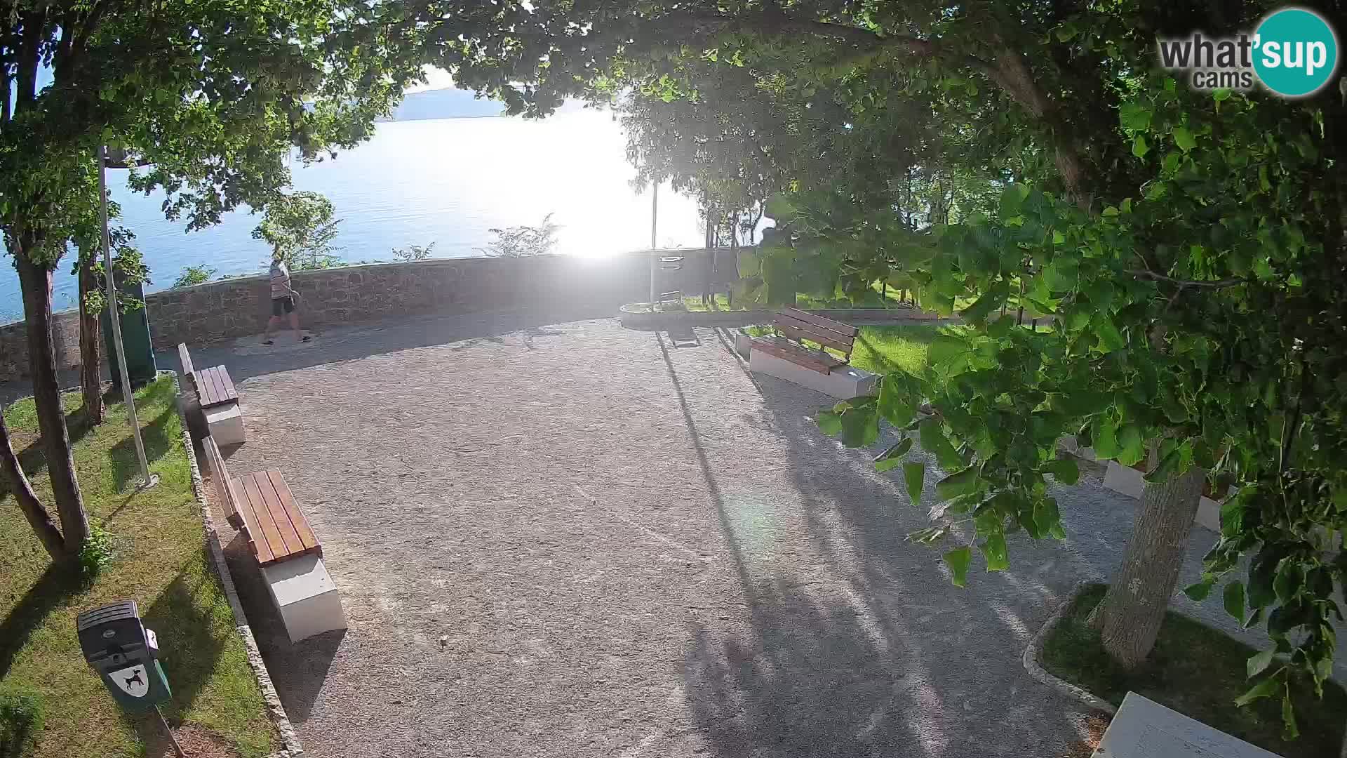 Kamera uživo Senj – Park književnika i Velebitski kanal