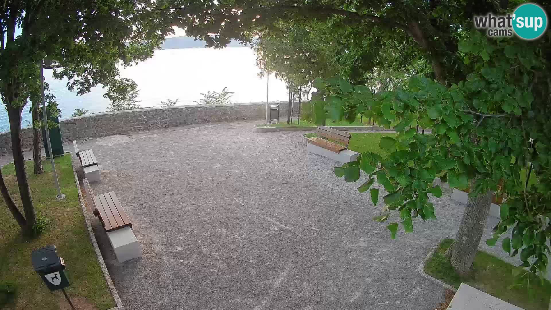 Senj Live Webcam – Schriftstellerpark und Velebit-Kanal