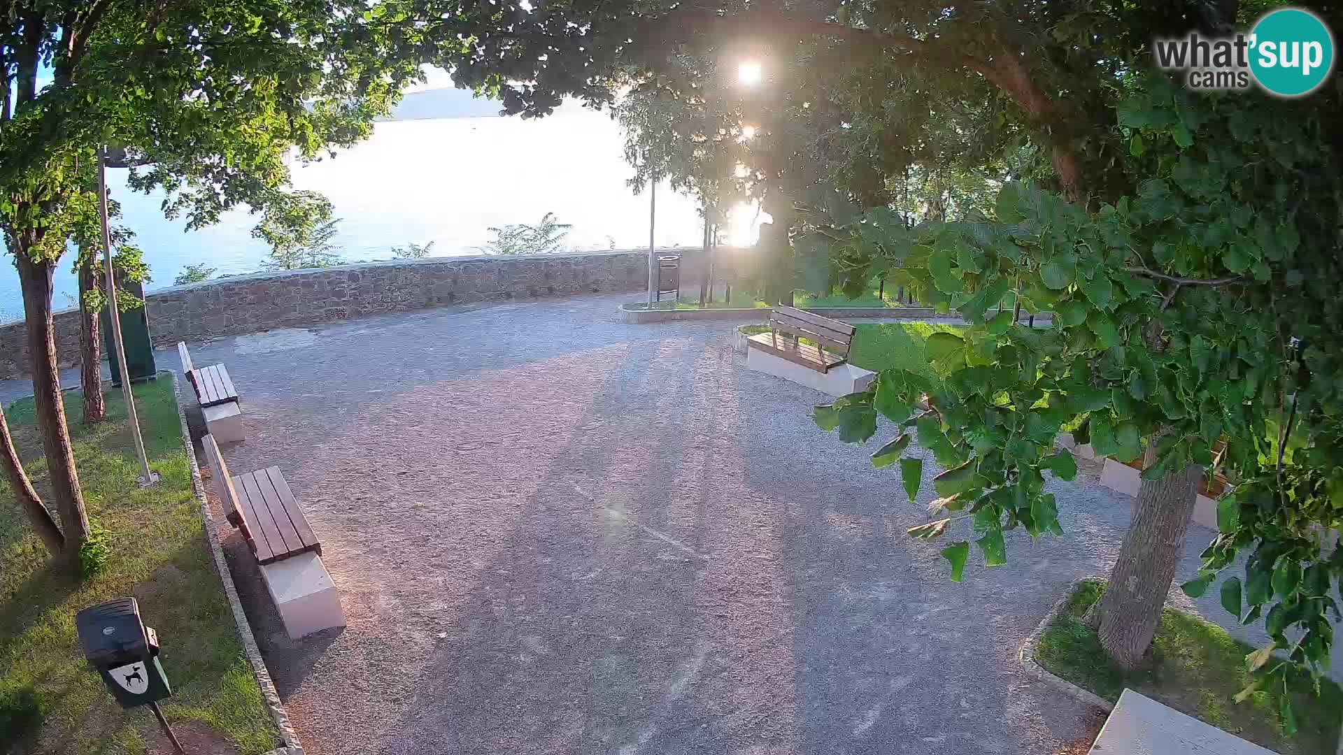 Senj Live Webcam – Schriftstellerpark und Velebit-Kanal