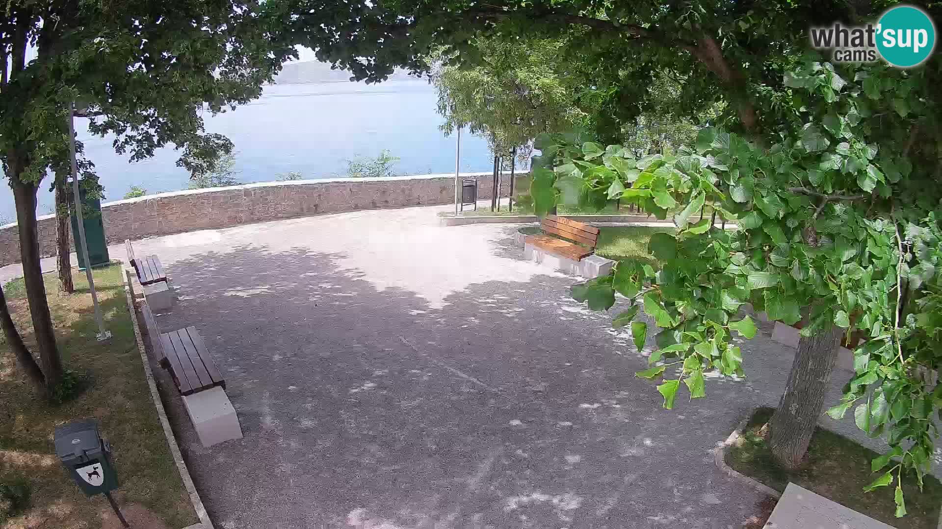 Webcam Senj en direct – Parc des Écrivains et canal du Velebit