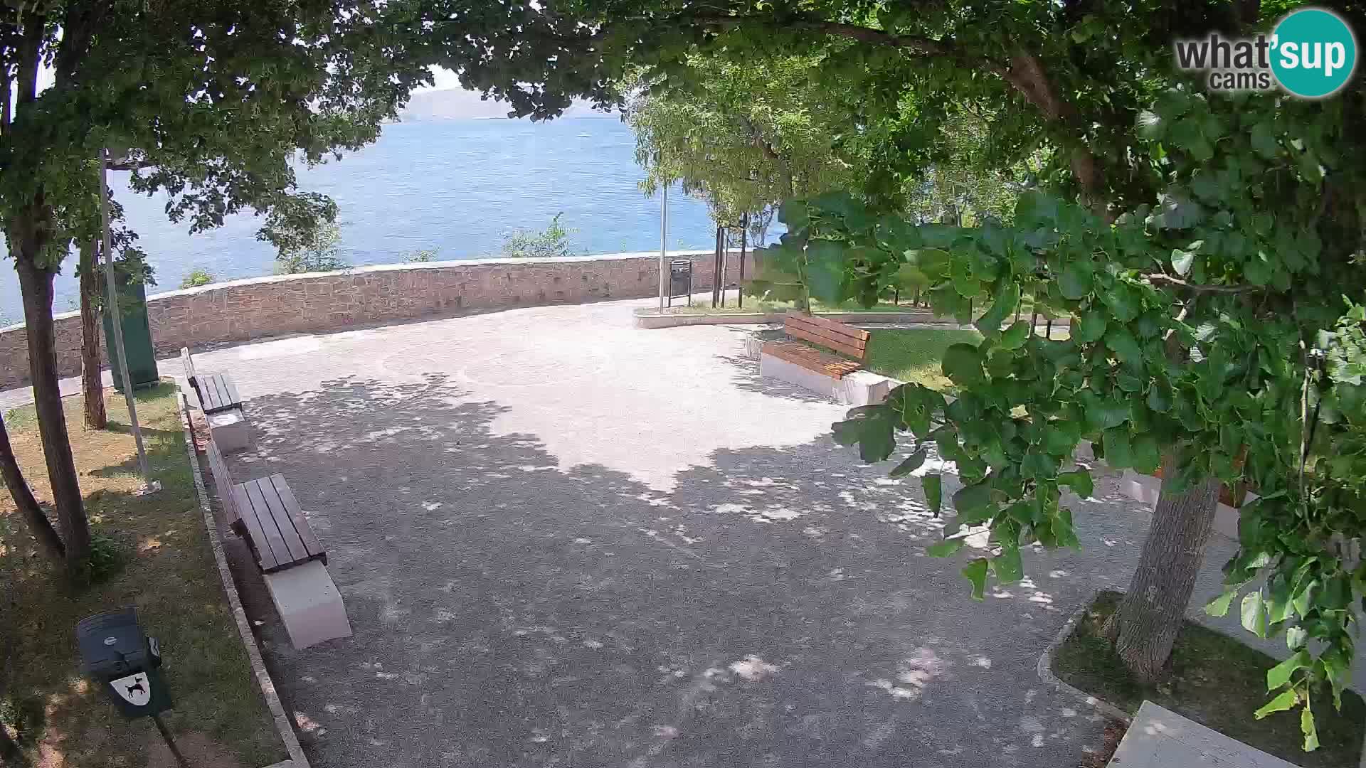 Kamera uživo Senj – Park književnika i Velebitski kanal