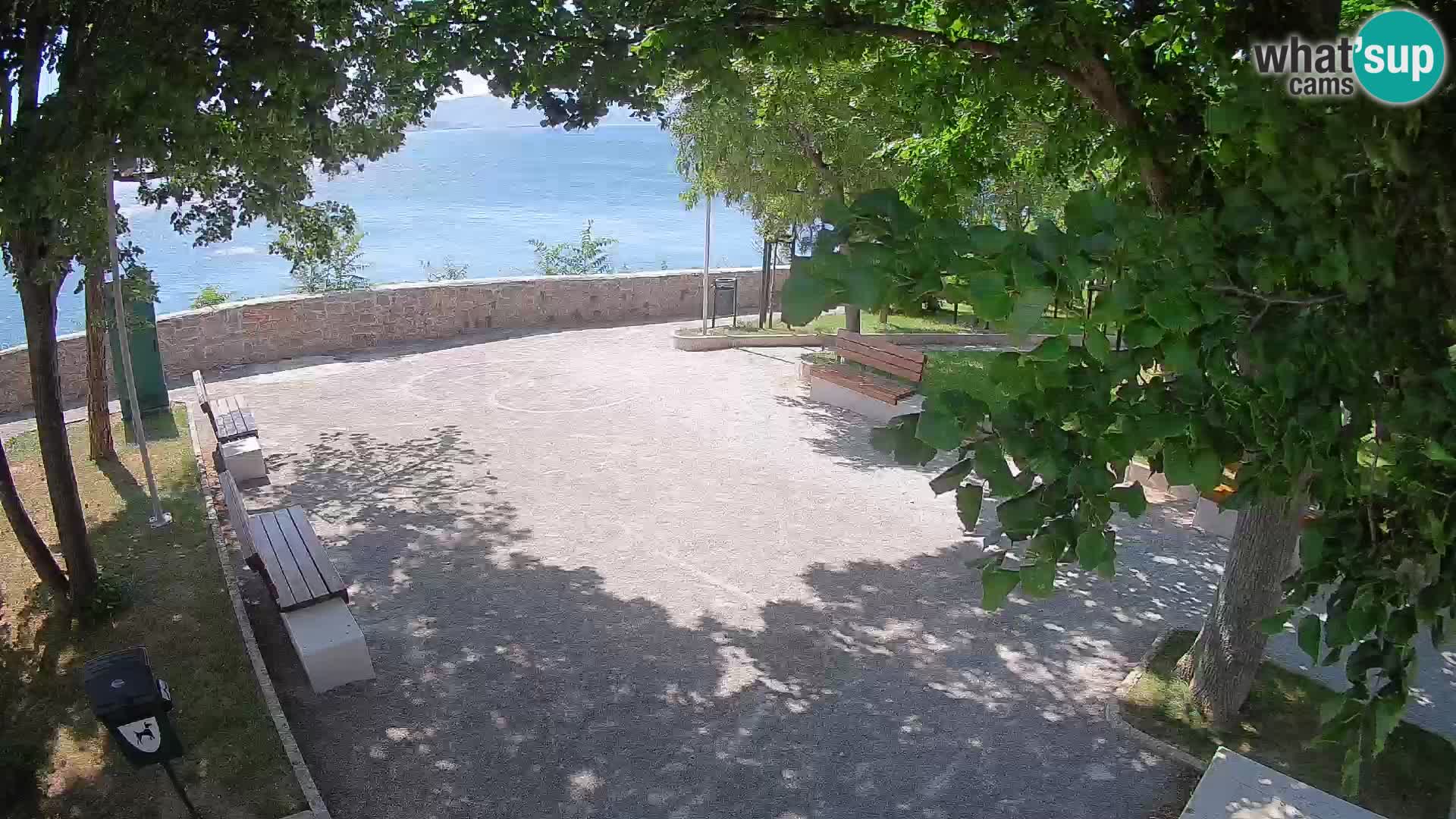 Senj Live Webcam – Schriftstellerpark und Velebit-Kanal