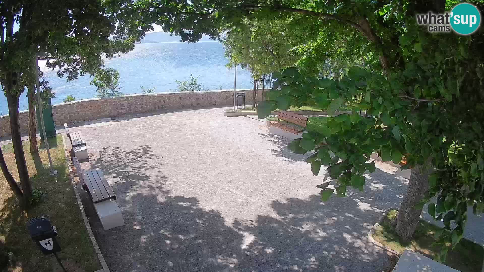 Kamera uživo Senj – Park književnika i Velebitski kanal