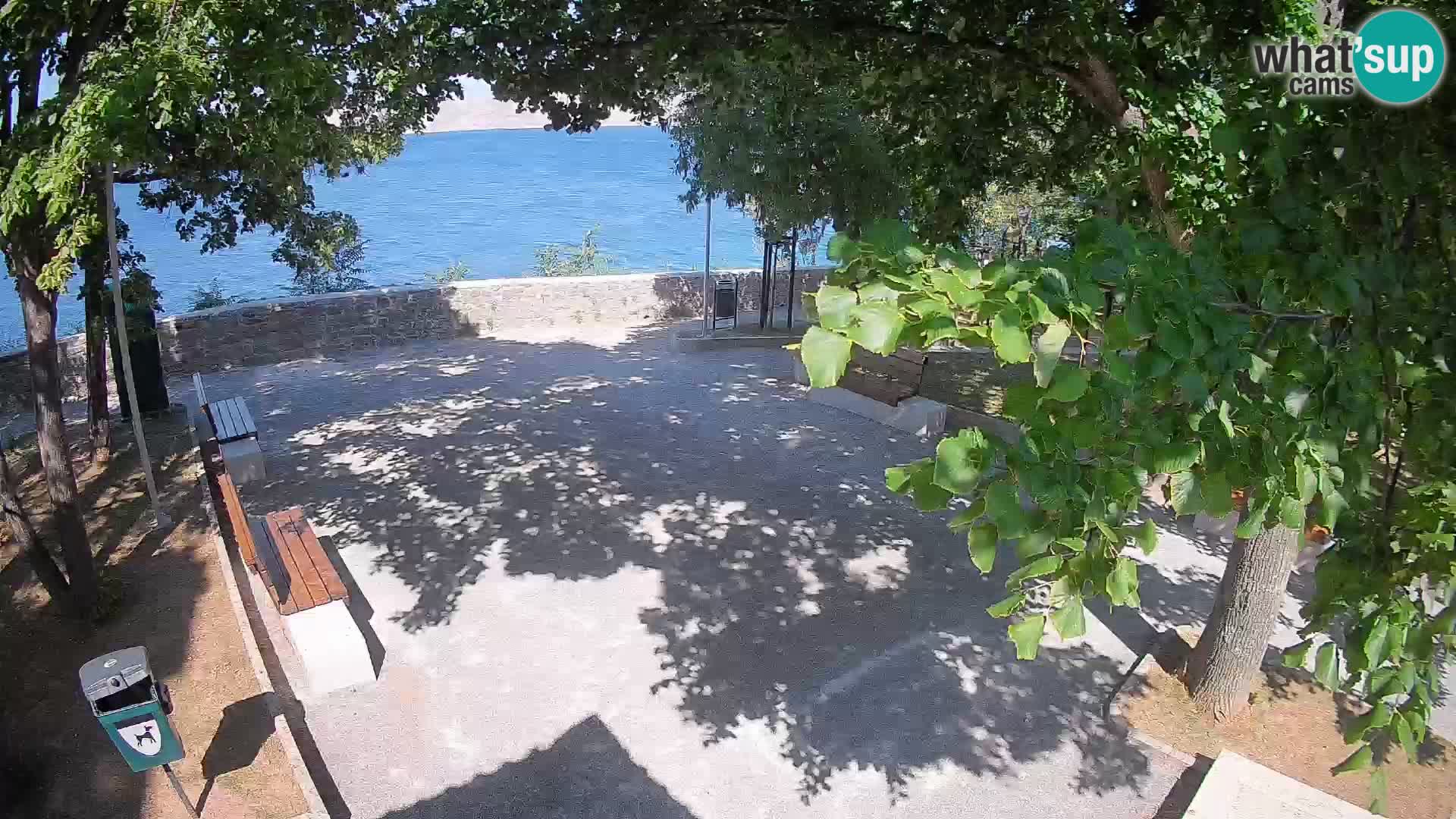 Kamera uživo Senj – Park književnika i Velebitski kanal